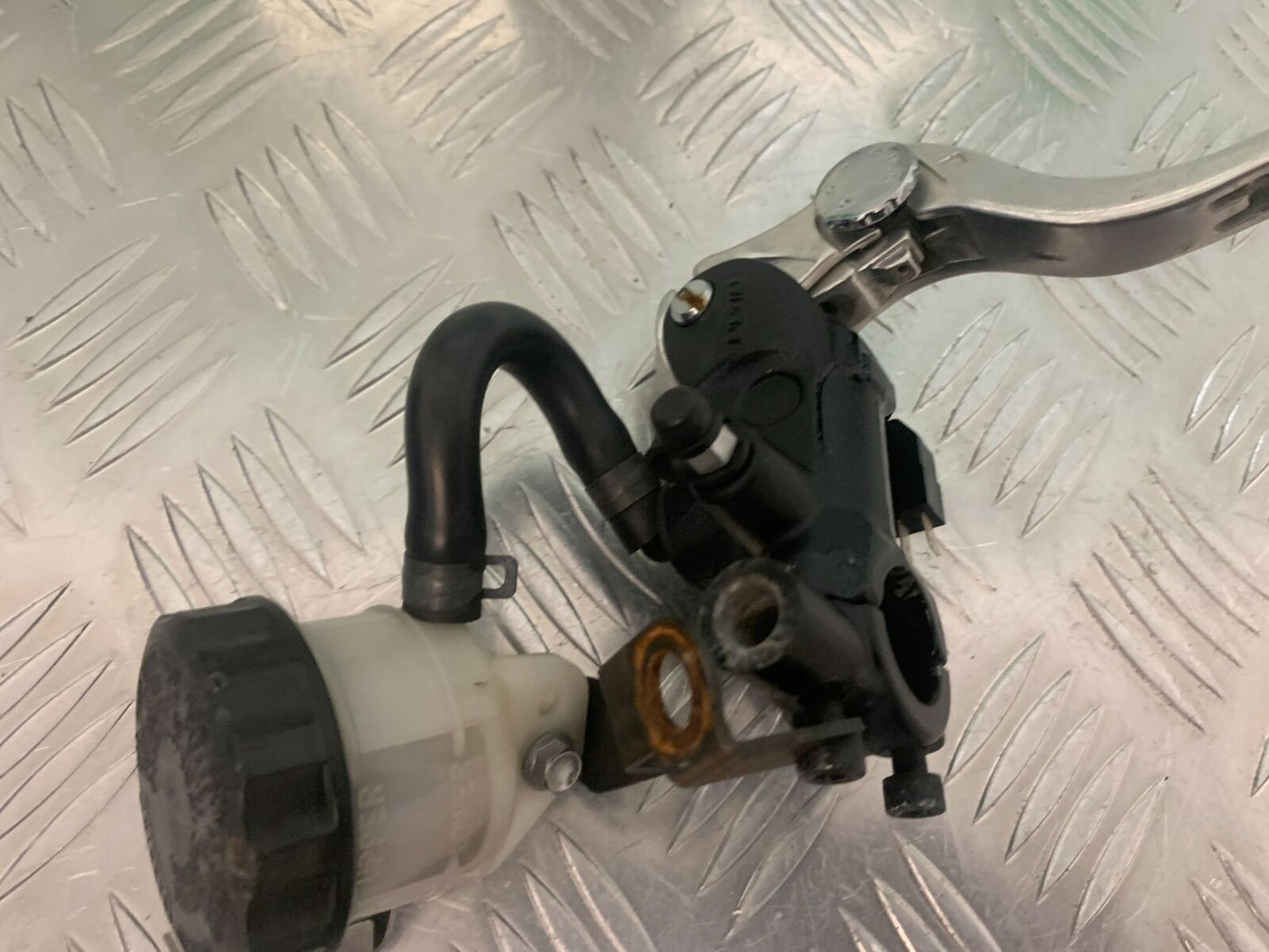 TRIUMPH 675 STREET TRIPLE RX FRONT BRAKE MASTER CYLINDER  2015-17 (STOCK 971)