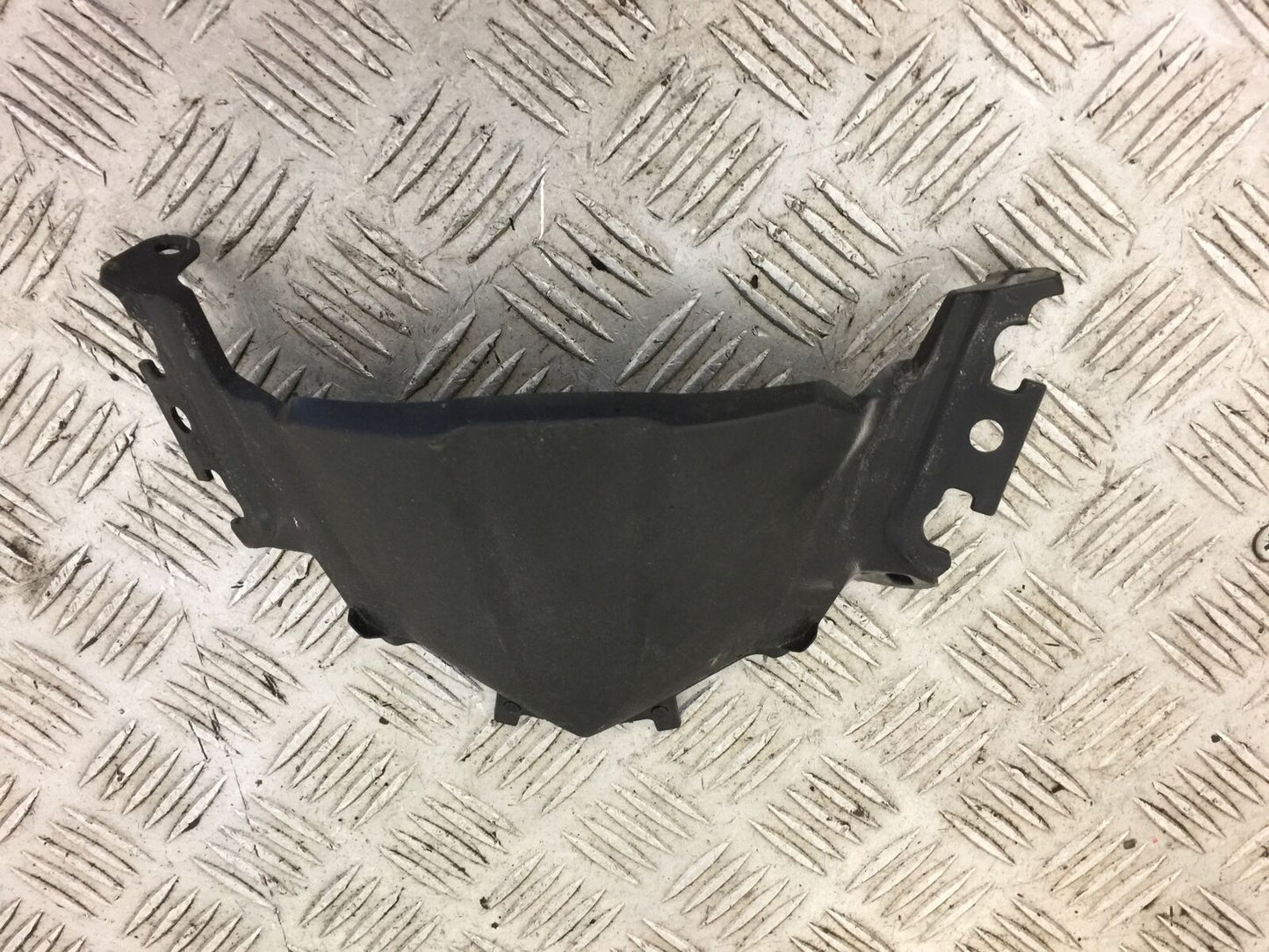 KAWASAKI NINJA 250 SL BX250 SCREEN INFILL PANEL YEAR 2017 (STOCK 479)