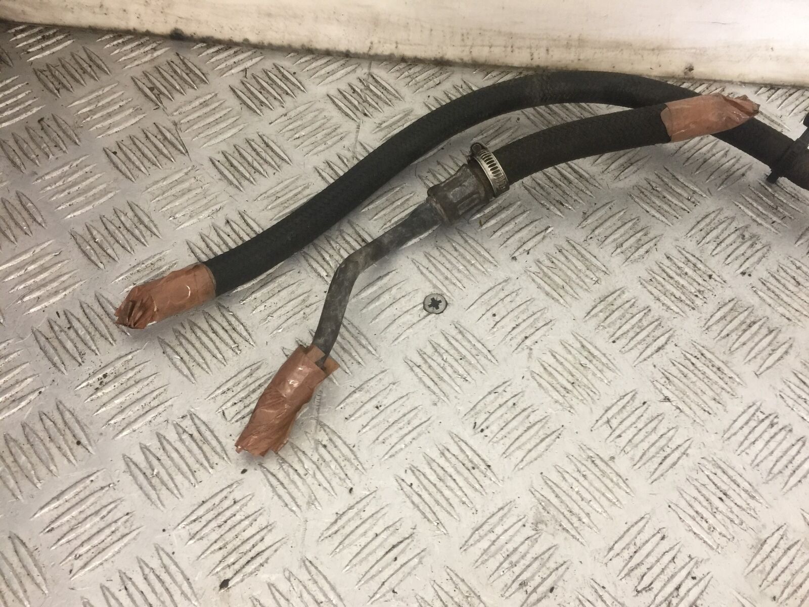 YAMAHA XT660Z TENERE OIL LINES  YEAR 2012  (STOCK 863)