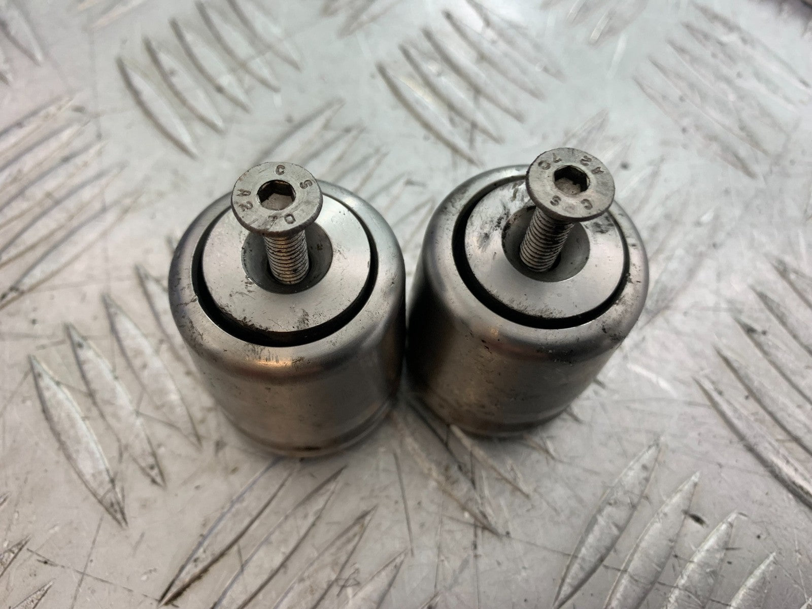 TRIUMPH 1050 SPRINT ST BAR END WEIGHTS 2003-2011 (CMB1285)