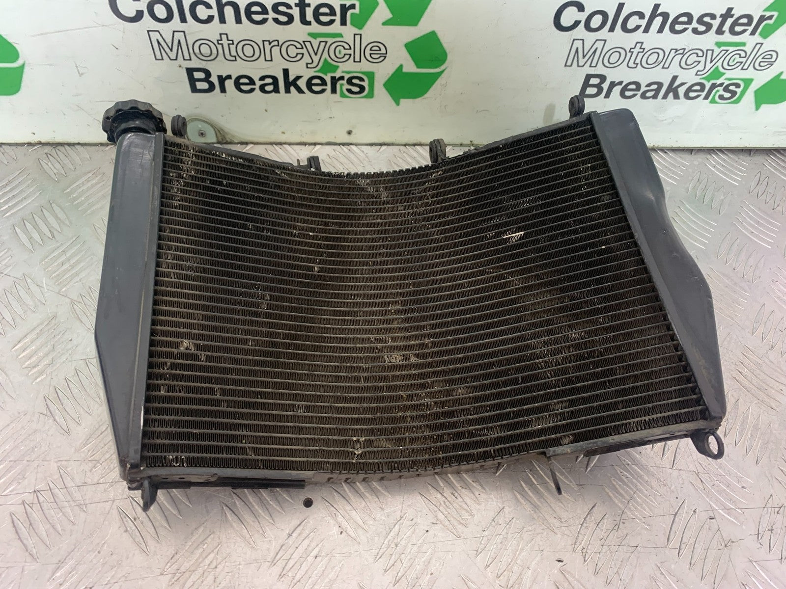 KAWASAKI ZX9R ZX9 C RADIATOR   YEAR 1998-99 (CMB1213)