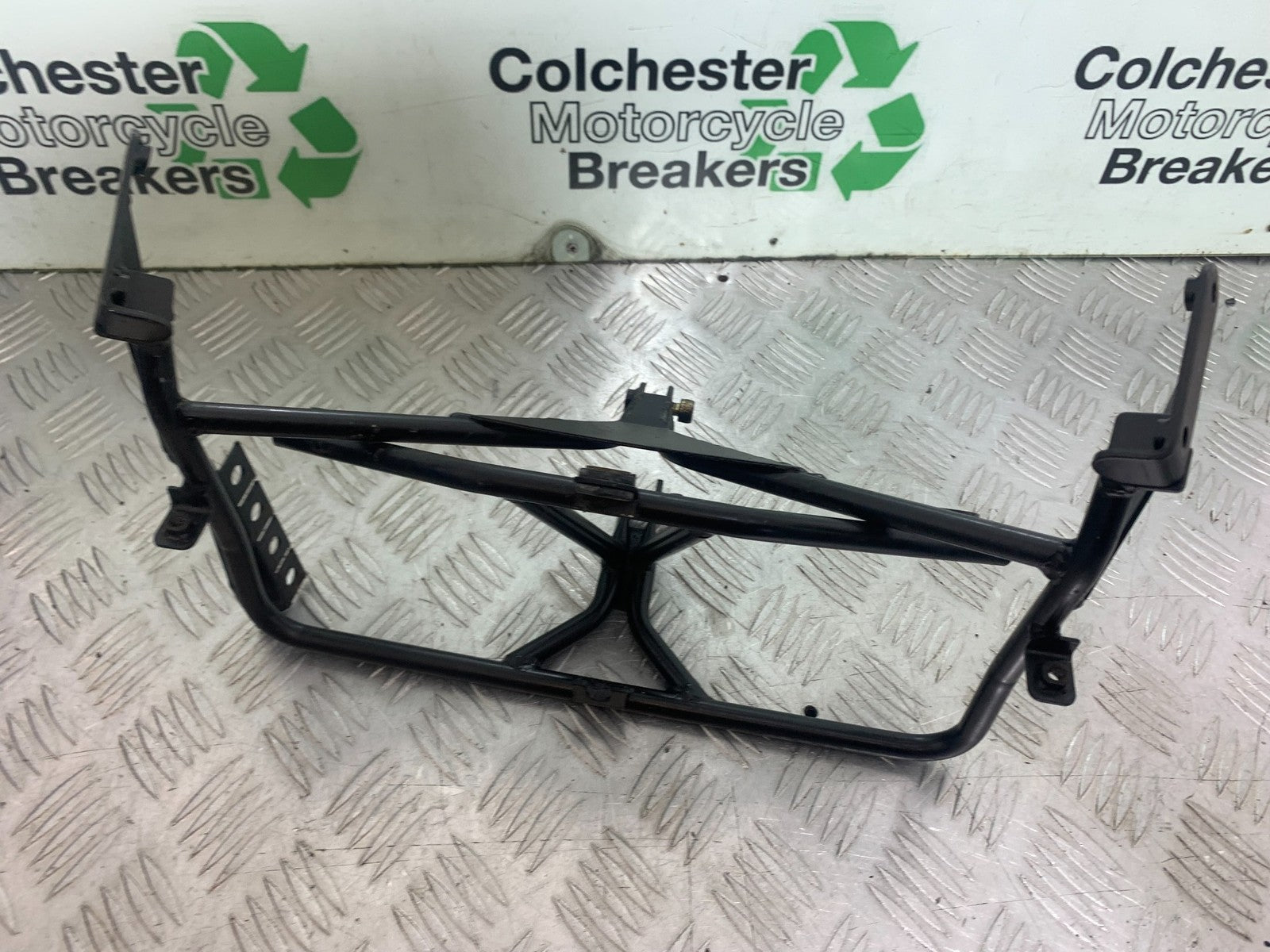 TRIUMPH 955i SPRINT ST FAIRING BRACKET   1999-2004 (CMB1176)
