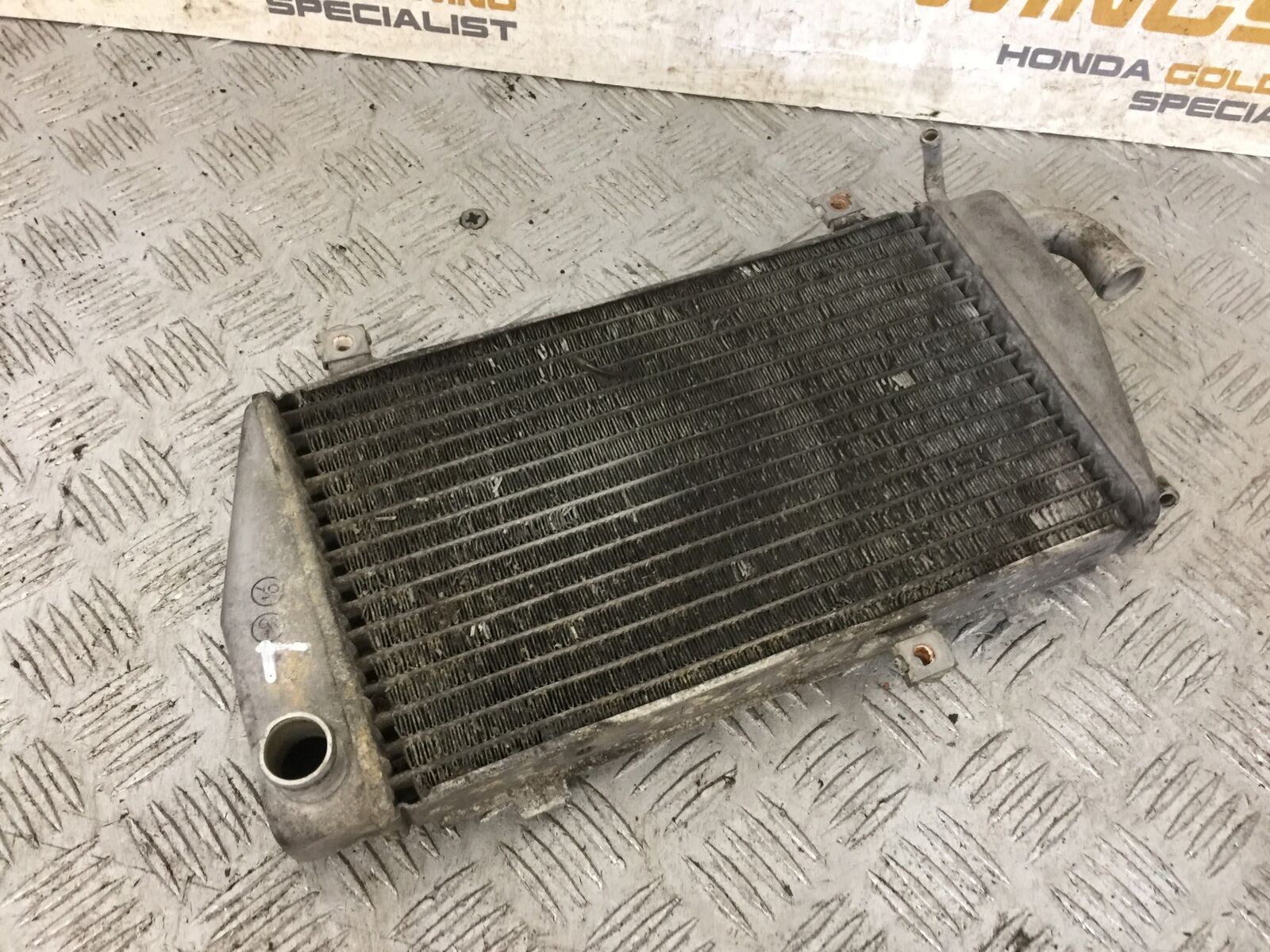 HONDA GL1800 GL 1800 LEFT RADIATOR  YEAR 2004-10 ABS (STOCK 890)