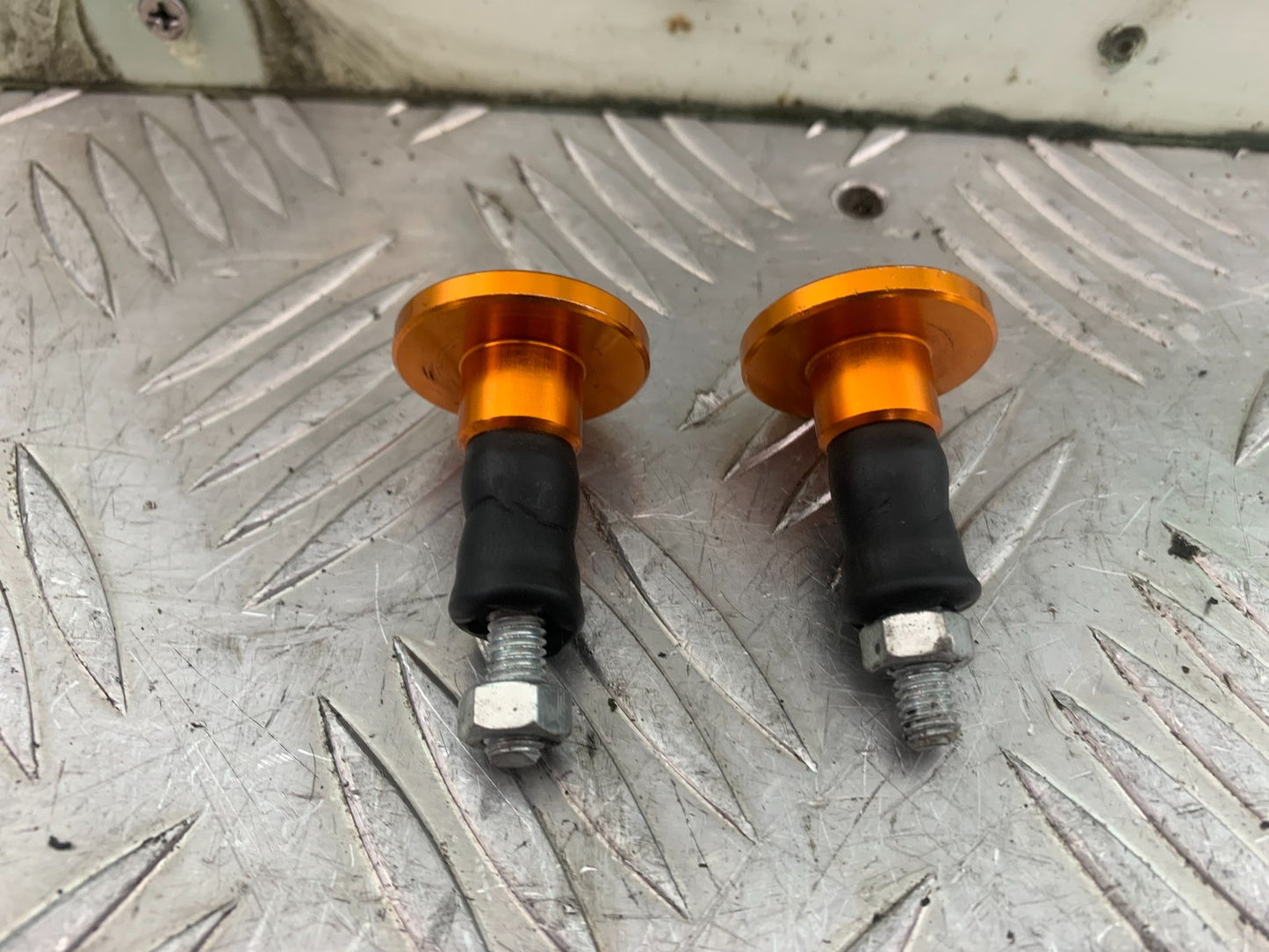 KTM 690 DUKE R LC4 BAR END WEIGHTS YEAR 2012-2015  (CMB1180)