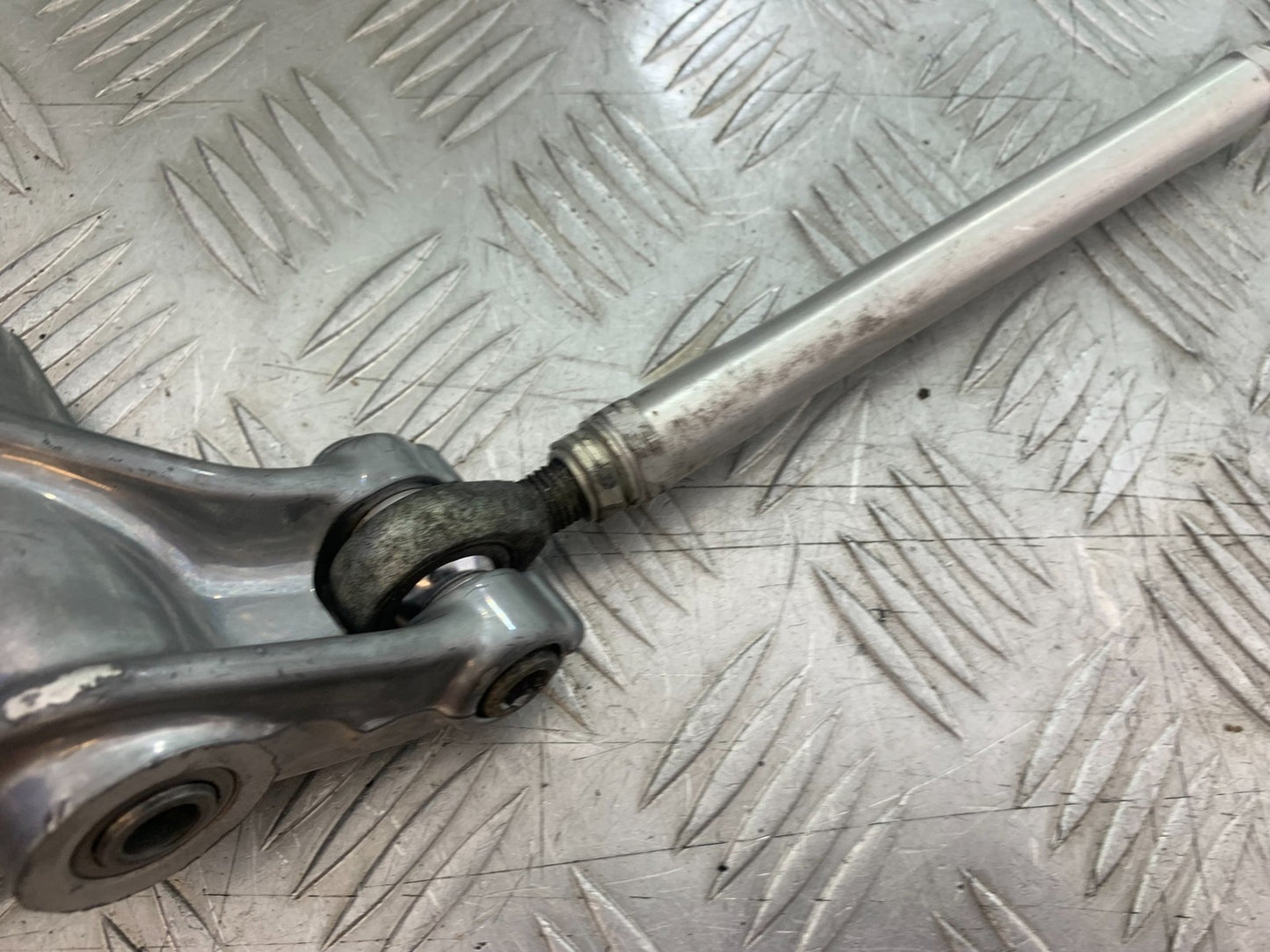 DUCATI 996 SPS 748 916 998 REAR SHOCK LINKAGE   1999-2000 (CMB1209)