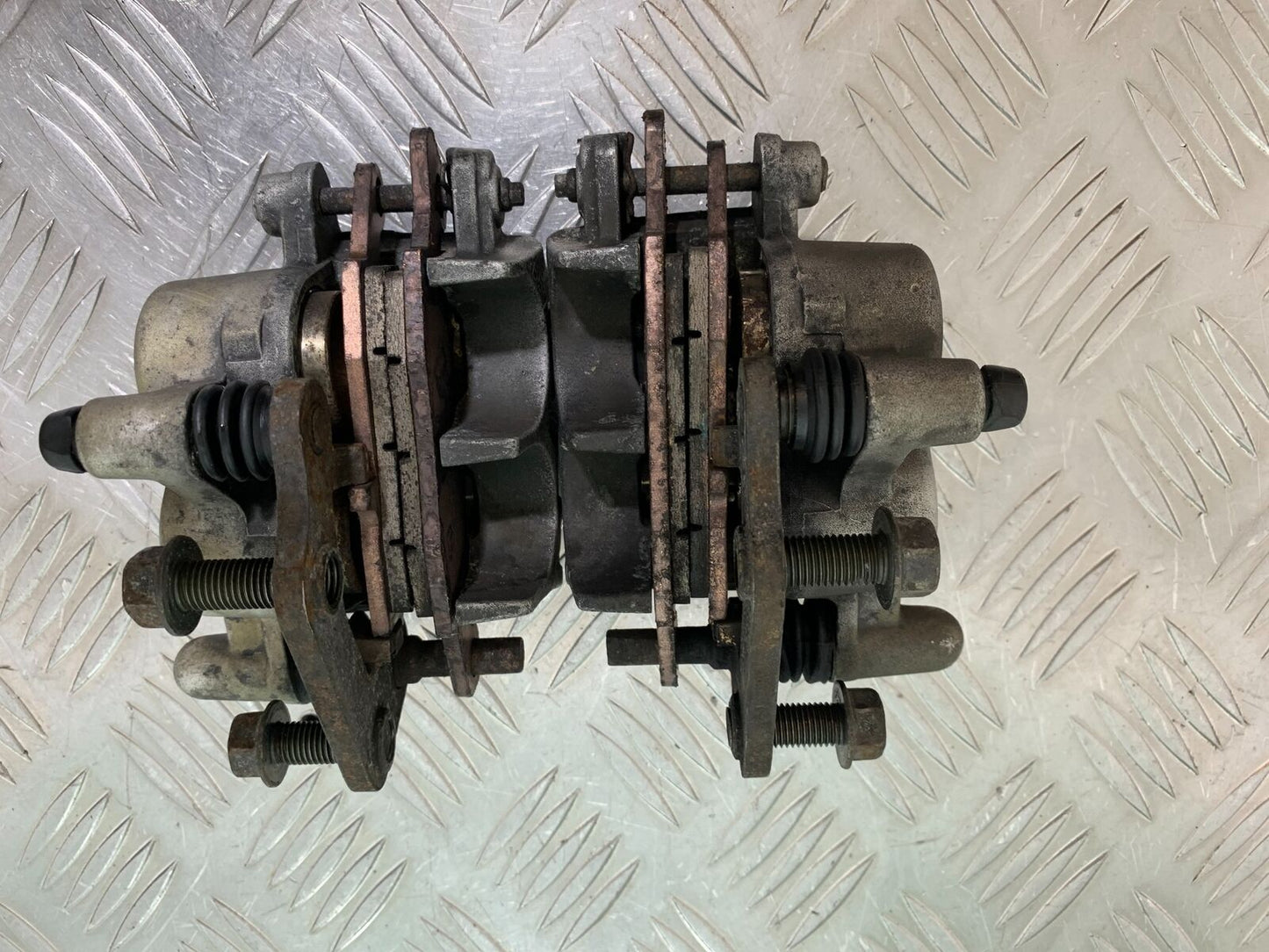 SUZUKI SV650 SV 650 FRONT CALIPERS  YEAR 2003-2006 (CMB1024)