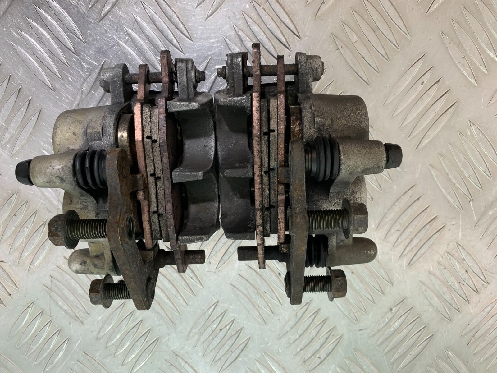 SUZUKI SV650 SV 650 FRONT CALIPERS  YEAR 2003-2006 (CMB1024)
