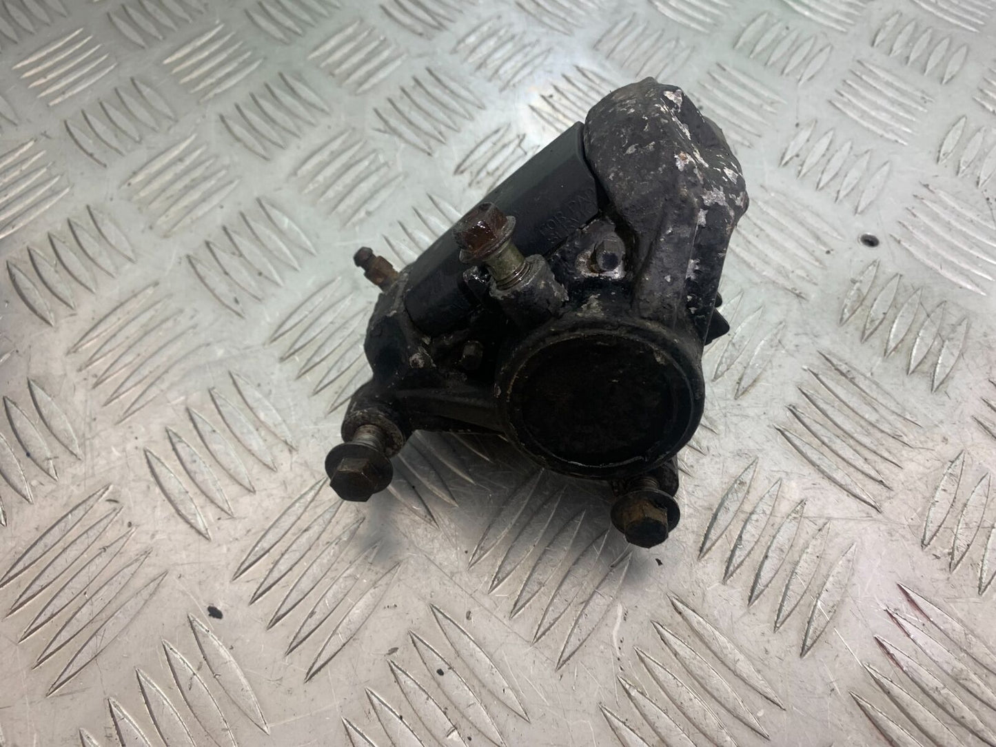 YAMAHA XVS 1100 DRAGSTAR REAR CALIPER  2000-2007 (CMB1108)