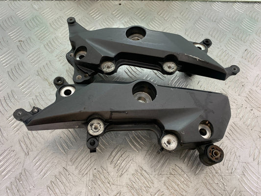 HONDA CBF600 CBF 600 LEFT & RIGHT HANGER MOUNTS   YEAR 2004 -07 (CMB1247)