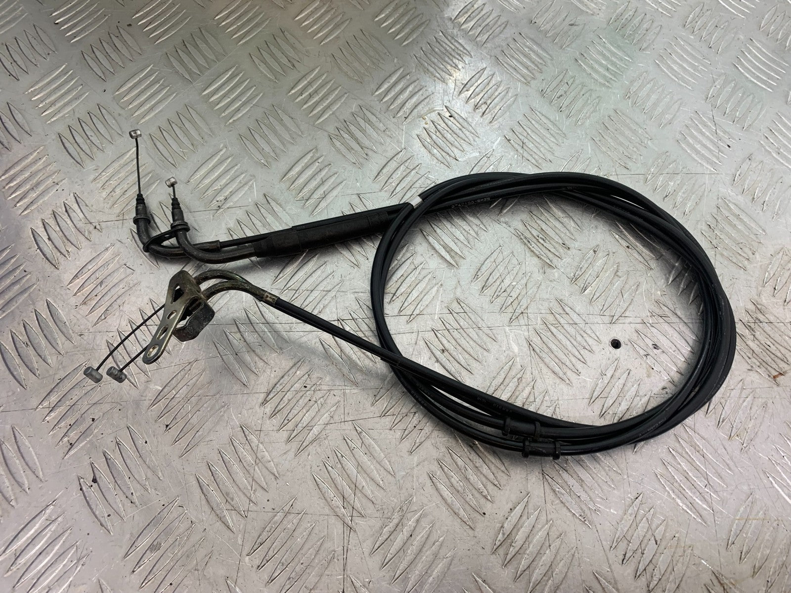 YAMAHA XMAX 300 THROTTLE CABLES YEAR 2017-2020 (CMB1218)