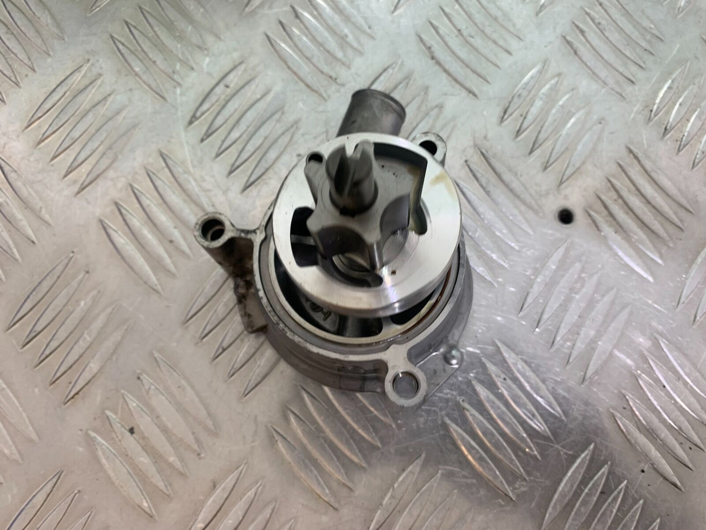 KAWASAKI ZX6R ZX6 R WATER PUMP  YEAR 2007 2008 (CMB1002)