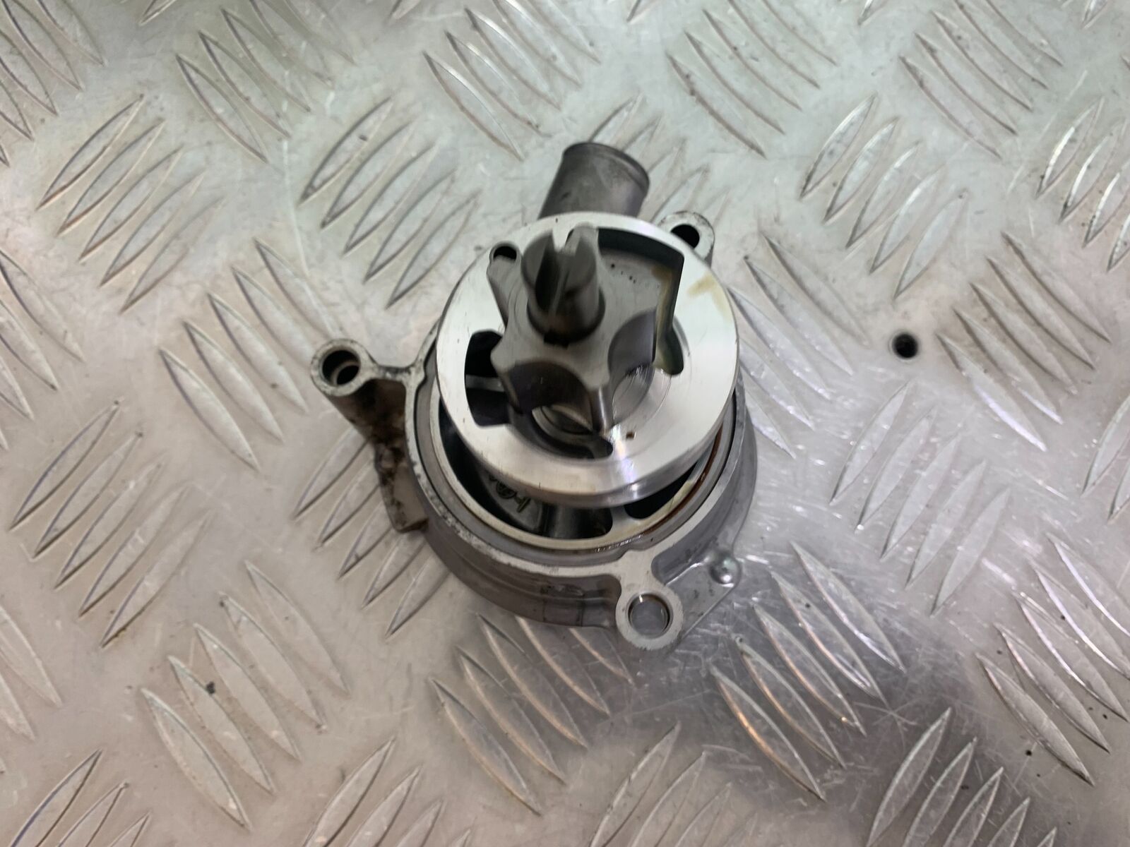 KAWASAKI ZX6R ZX6 R WATER PUMP  YEAR 2007 2008 (CMB1002)