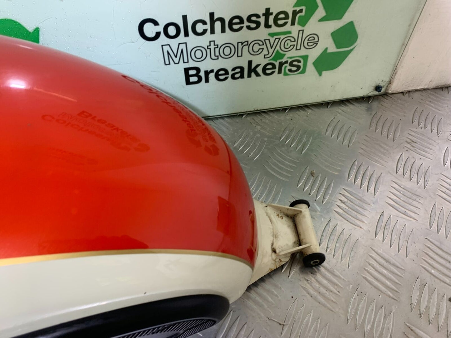 TRIUMPH BONNEVILLE T100 PETROL TANK  YEAR 2017-2021 (CMB1084)