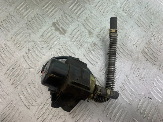 KAWASAKI ZX9R ZX9 E1 PETROL PUMP   YEAR 2000-01 (CMB1171)