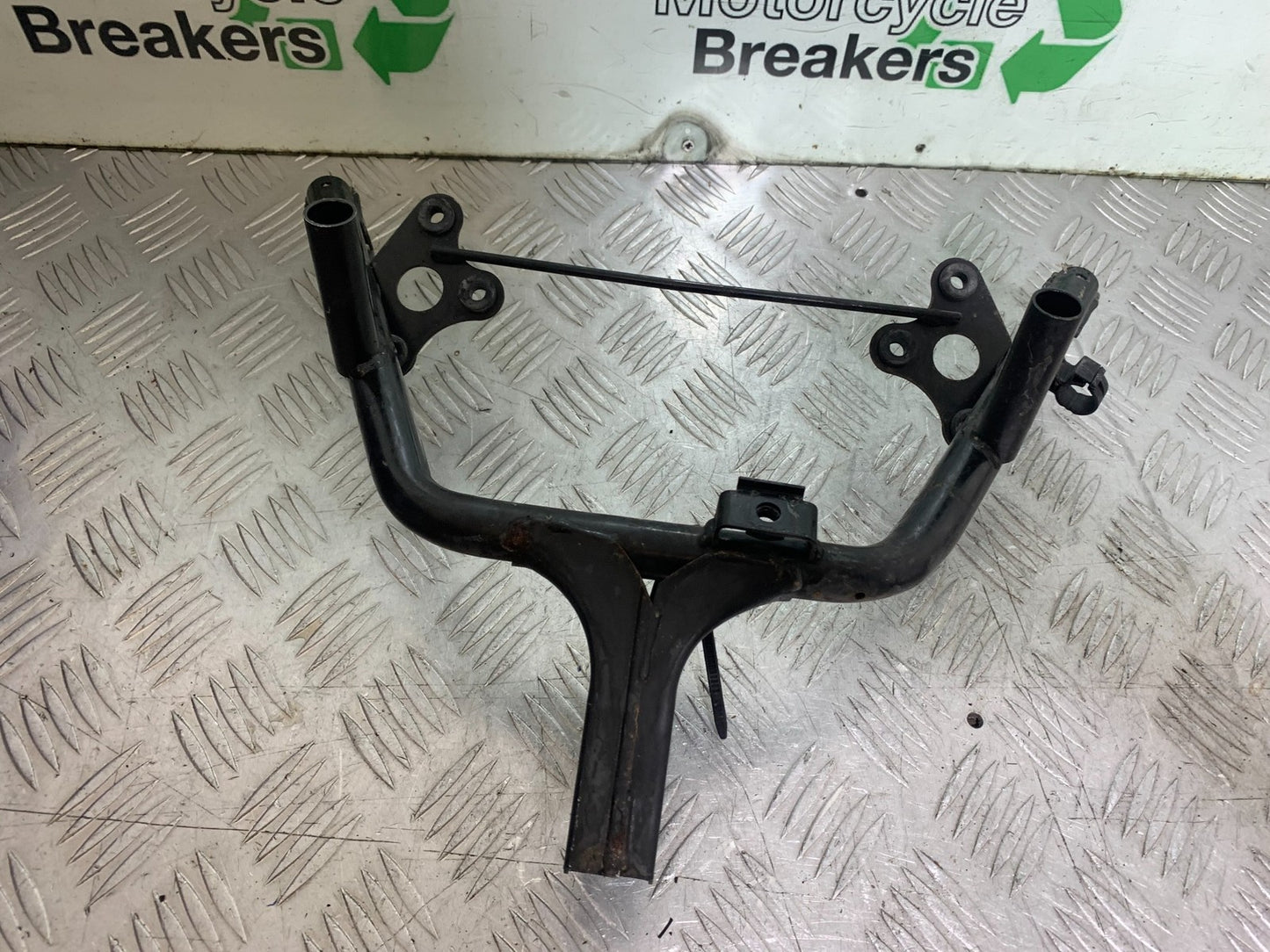 HONDA NT650 V DEAUVILLE FAIRING BRACKET  YEAR 1998-01(CMB1320)