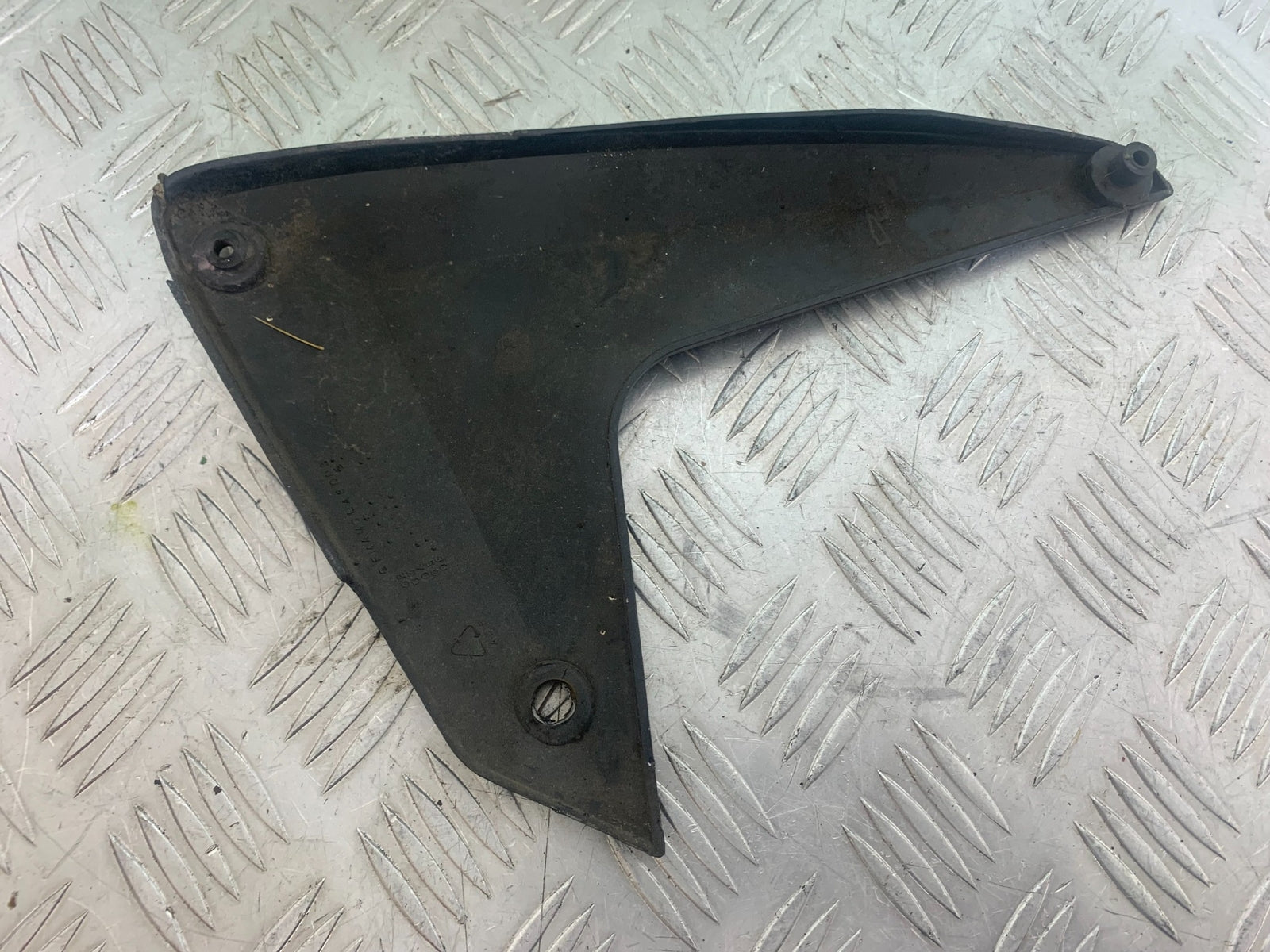 RIEJU 125 RS2 FAIRING INFILL PANEL  YEAR 2007 (CMB1142)