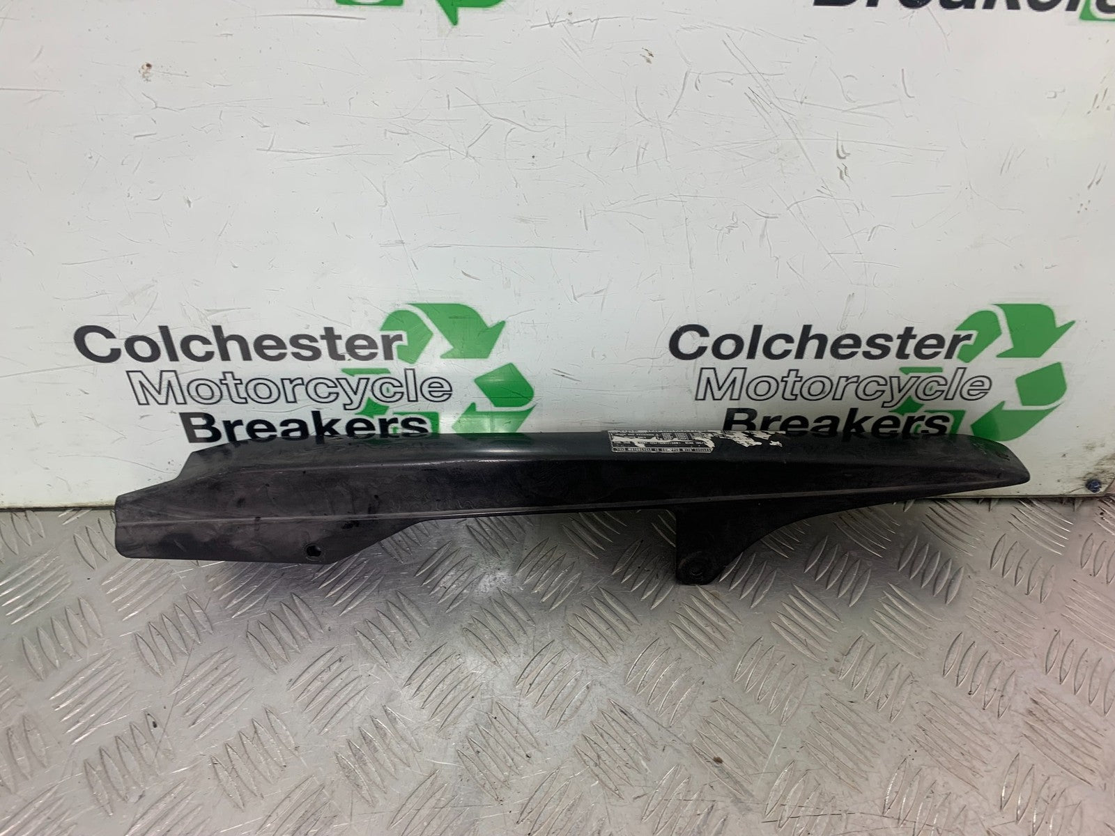 HONDA CBR600 CBR 600 FX FY CHAIN GUARD  YEAR 1999-2000 (CMB1287)