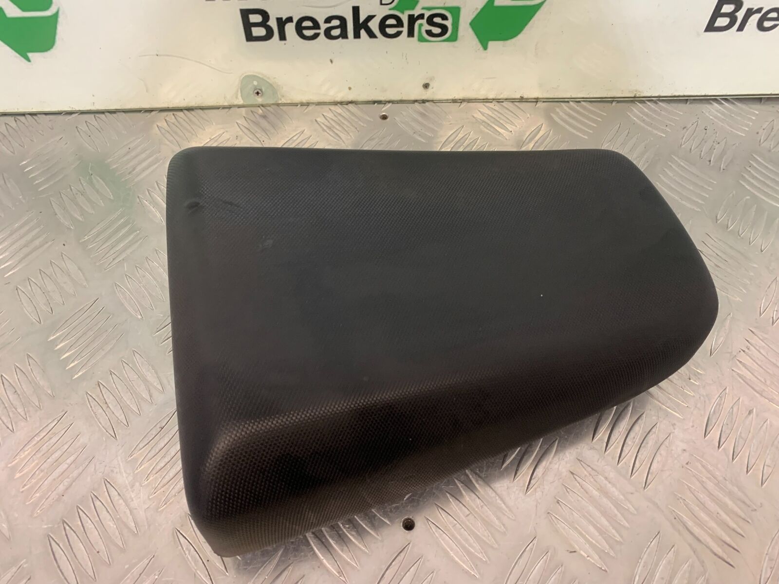 SUZUKI SV1000 SV 1000 K4 REAR SEAT YEAR 2004 (STOCK 990)