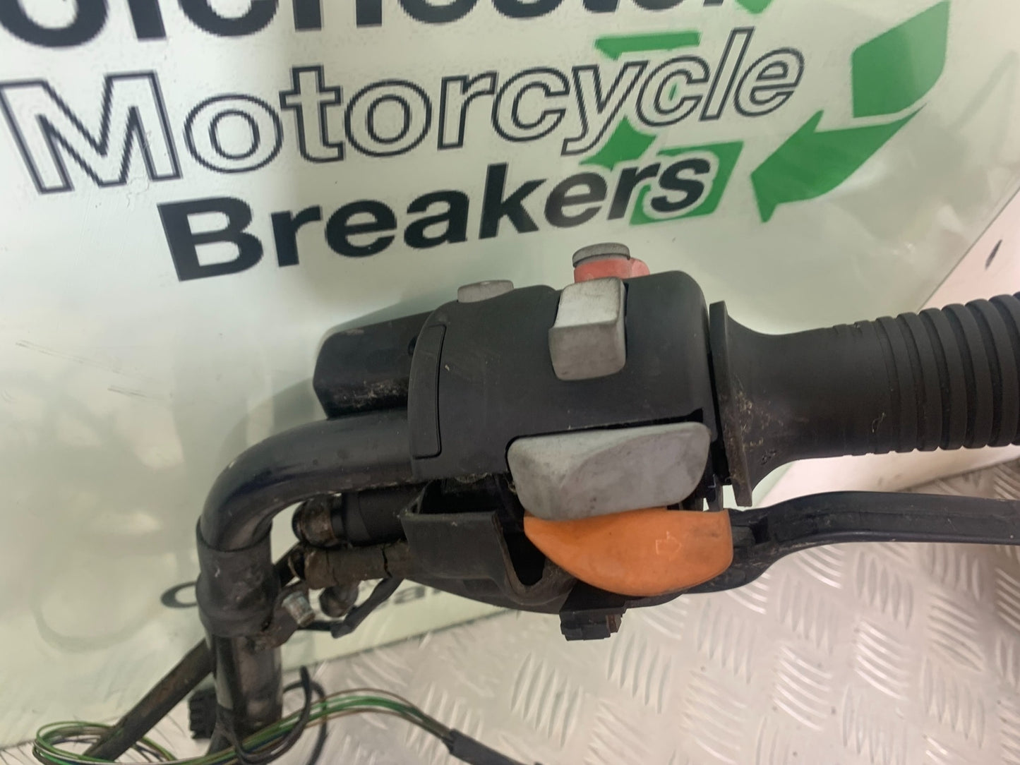 BMW K1200 K 1200 LT HANDLEBARS MASTER CYLINDERS SWITCHES YEAR 1999-07 (CMB1138)