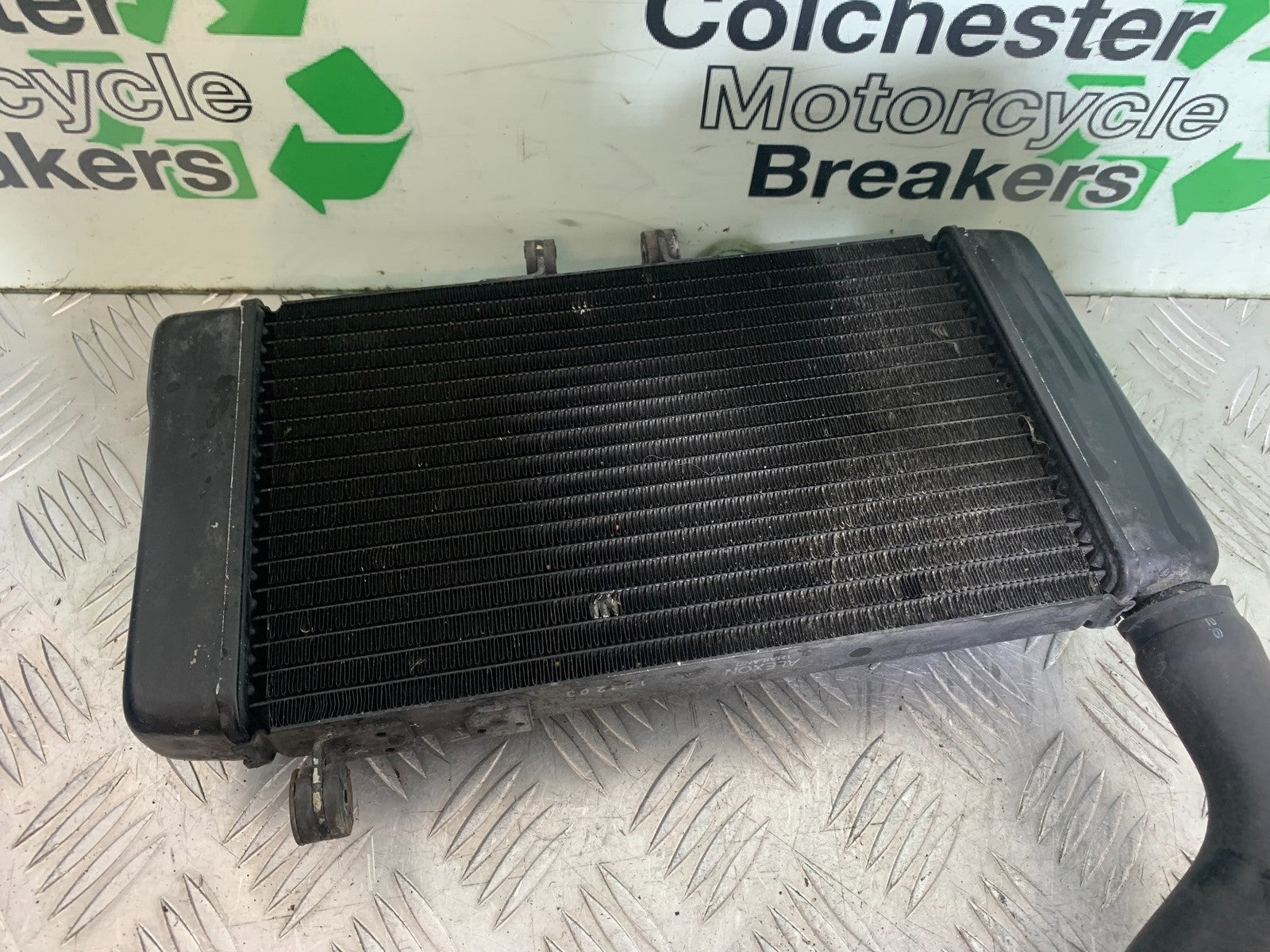 HONDA NT650 V DEAUVILLE RADIATOR  YEAR 1998-01 (CMB1320)