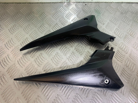 YAMAHA XJ6 XJ6-S LEFT AND RIGHT SIDE PANELS  YEAR 2009-2015  (CMB1070)