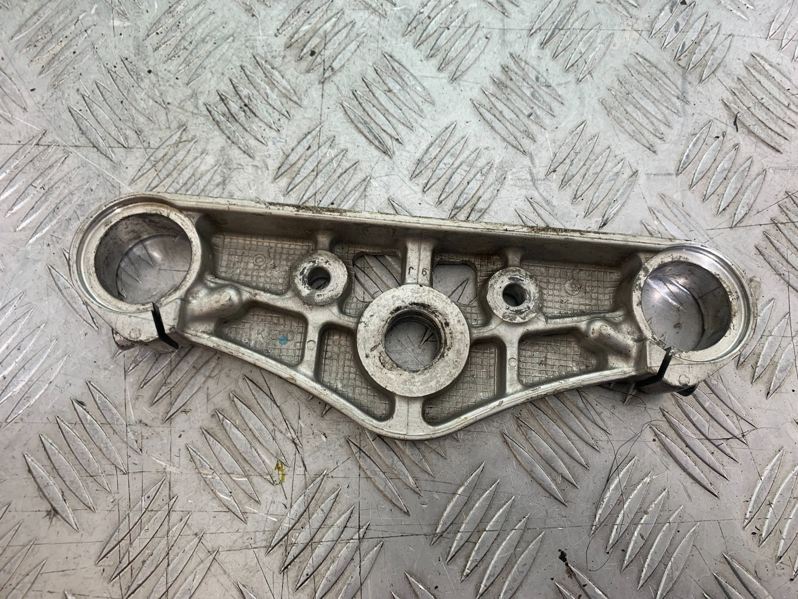 KAWASAKI VN1500 CLASSIC TOP YOKE  YEAR 1999 -2006 (CMB1166)