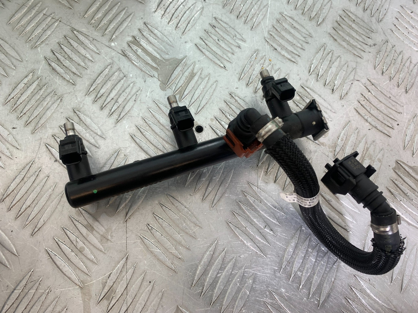 TRIUMPH TRIDENT 660 INJECTORS  YEAR 2021-2024 (CMB1148)