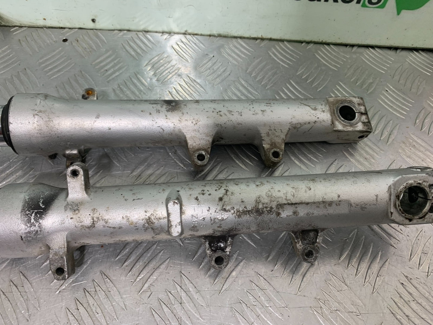 HONDA CB600 CB 600 HORNET FORKS  YEAR 1998-2002 (CMB1297)