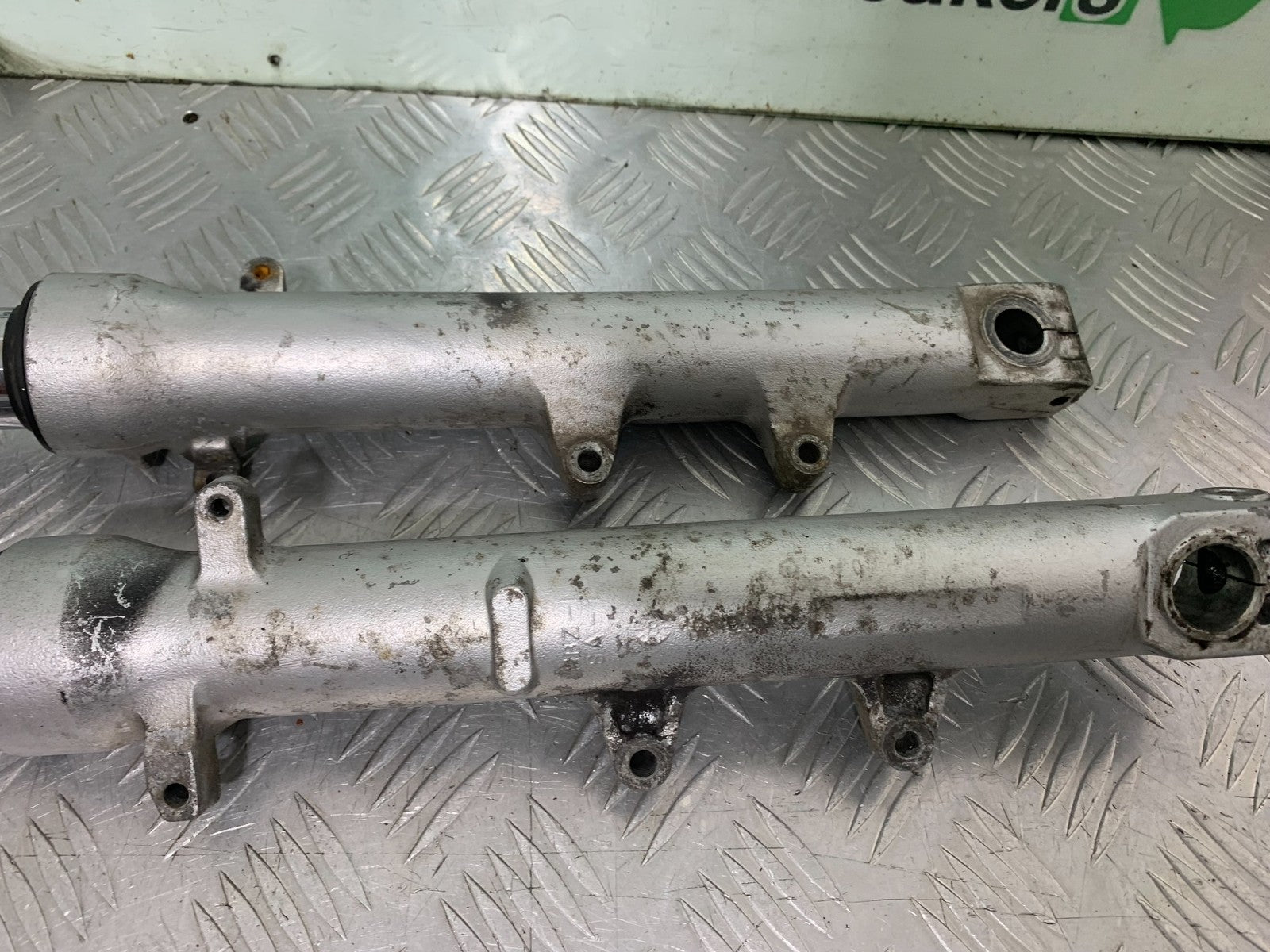 HONDA CB600 CB 600 HORNET FORKS  YEAR 1998-2002 (CMB1297)