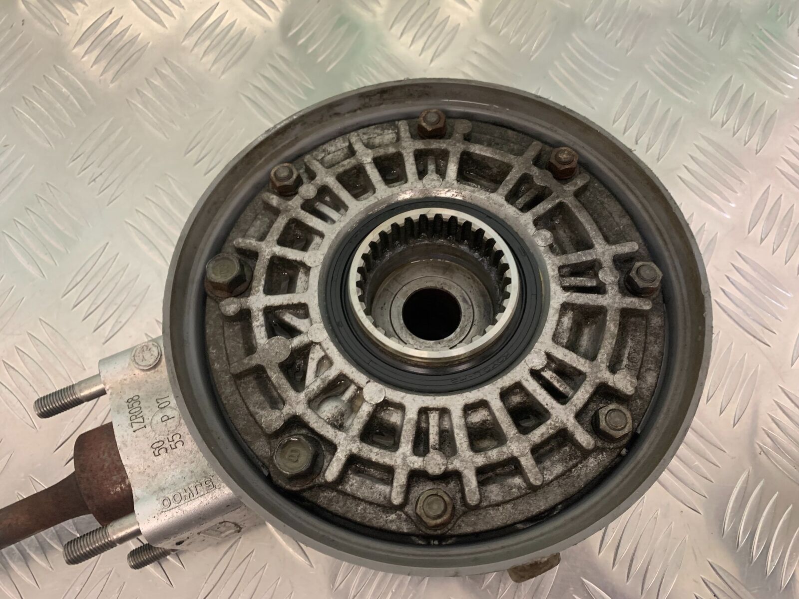 YAMAHA FJR1300 FJR 1300 REAR DIFF YEAR 2001-05 (STOCK 946)