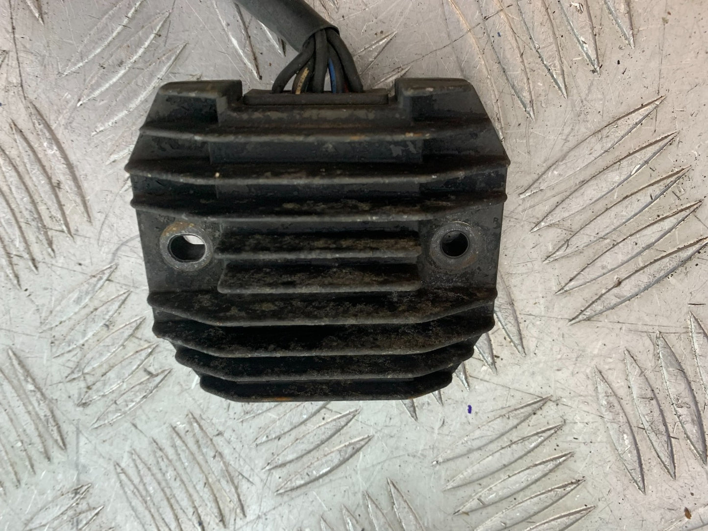KAWASAKI ZX6R ZX6 J REGULATOR  YEAR 2000 (CMB1312)