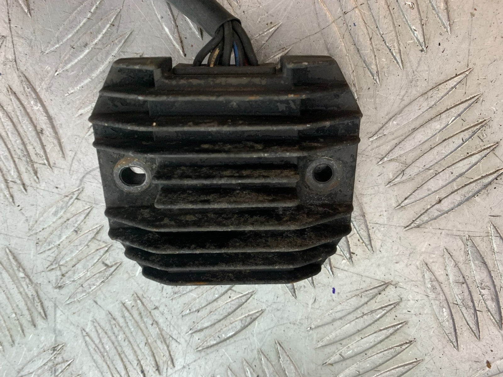 KAWASAKI ZX6R ZX6 J REGULATOR  YEAR 2000 (CMB1312)