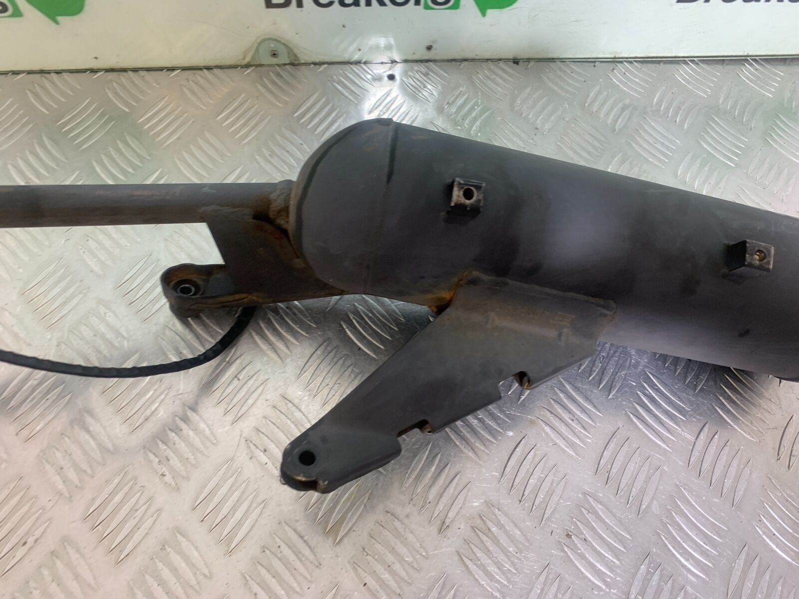 NECO GPX125 EXHAUST  YEAR 2016-2021(CMB1052)