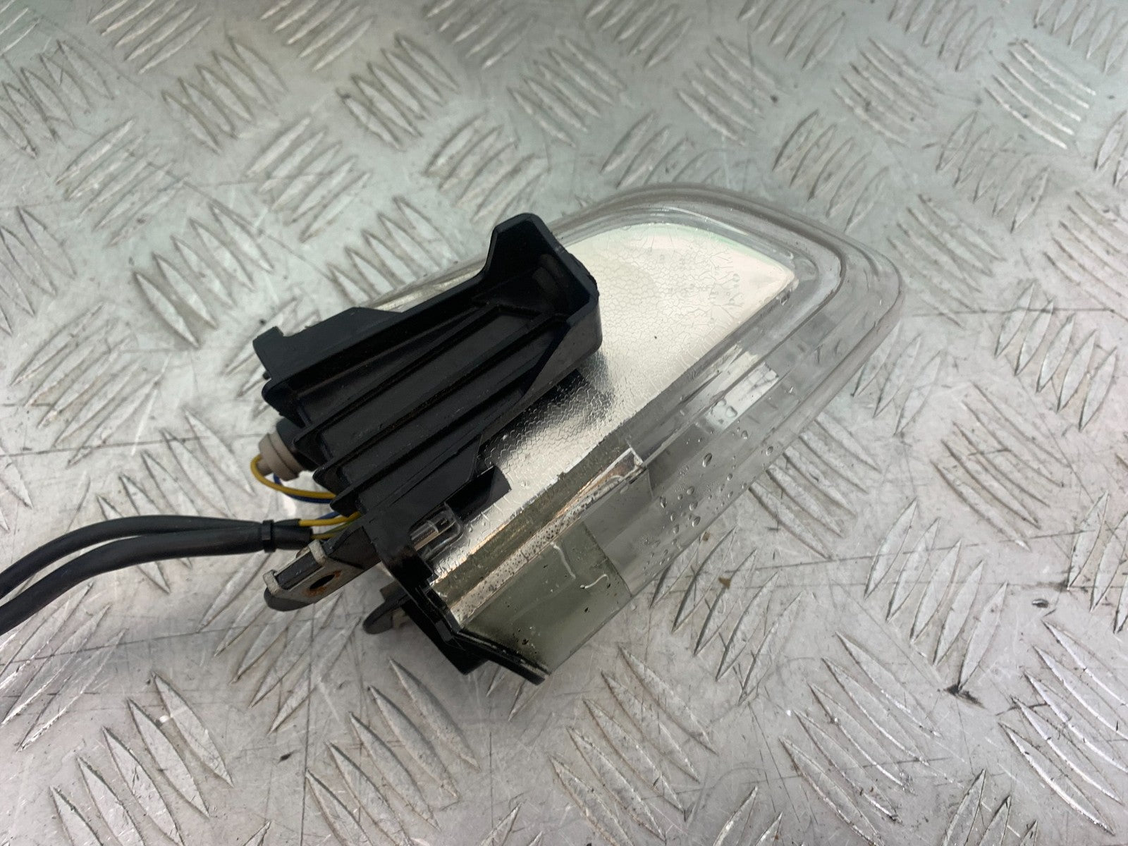 APRILIA RSV1000 R FACTORY MILLE REAR LIGHT 2004-09 (CMB1203)