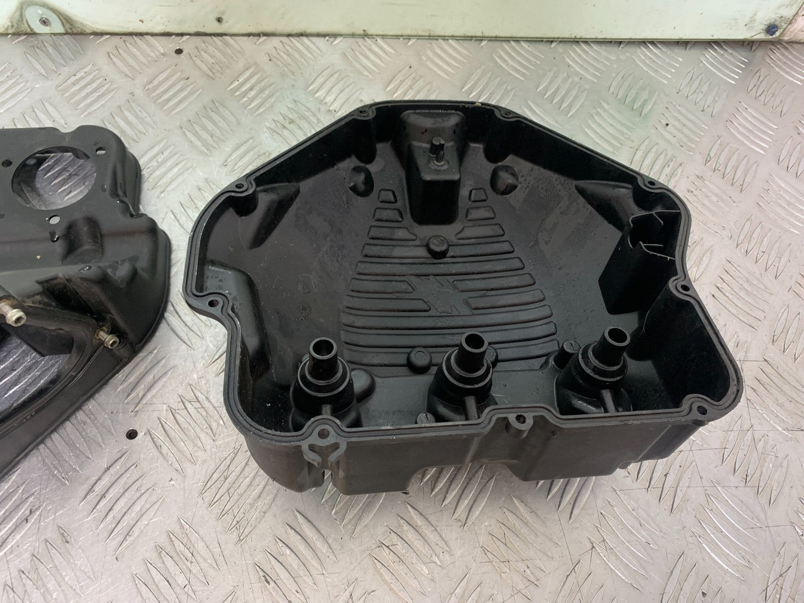 MV AGUSTA 800 F3 AIR BOX  YEAR 2017-2019 (CMB1227)