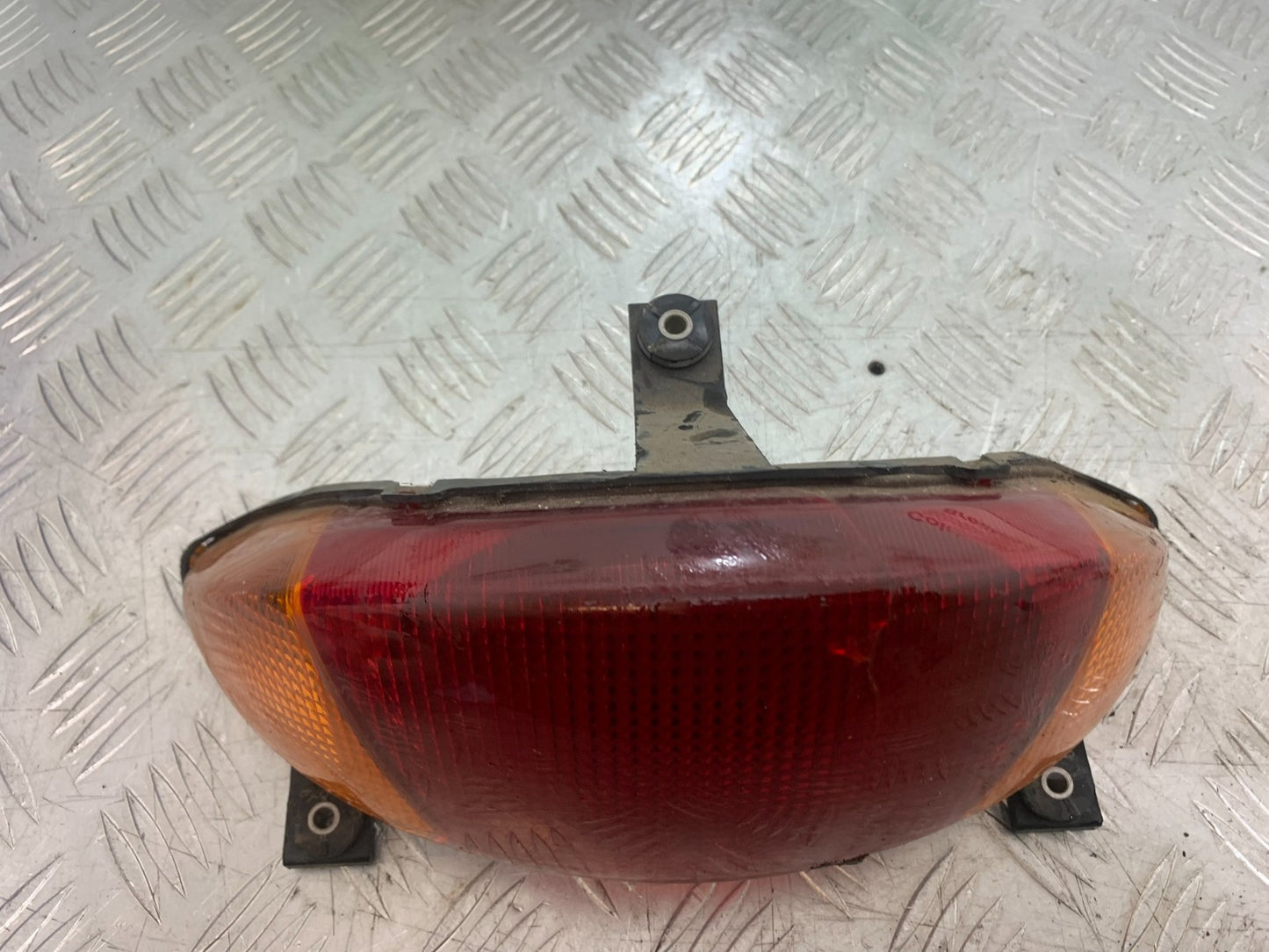 HONDA NT650 V DEAUVILLE REAR LIGHT  YEAR 1999 (CMB1268)