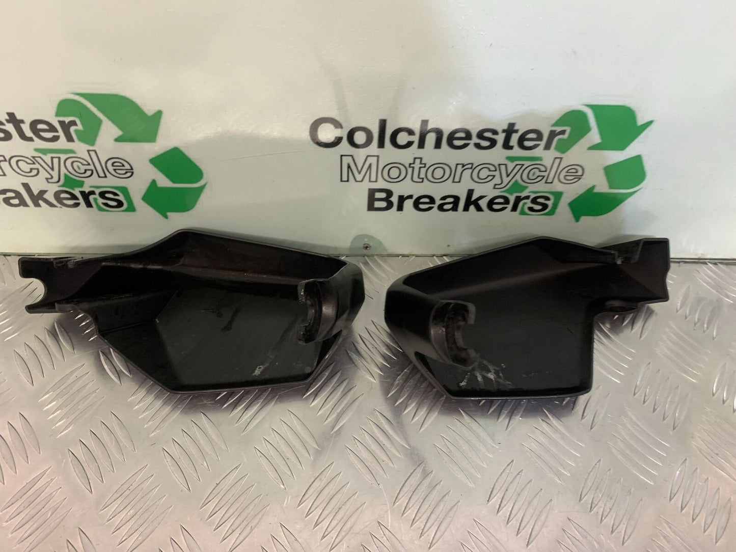 SUZUKI DL 650 V-STROM HAND GUARDS   YEAR 2006 2011 (STOCK 954)