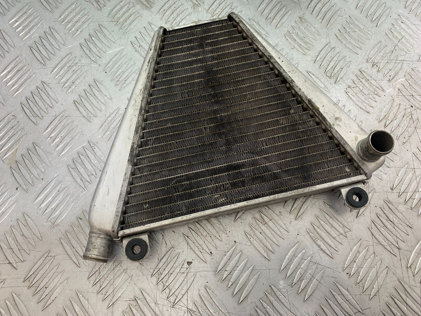 DUCATI 1299 PANIGALE LOWER RADIATOR YEAR 2016 (CMB 1187)