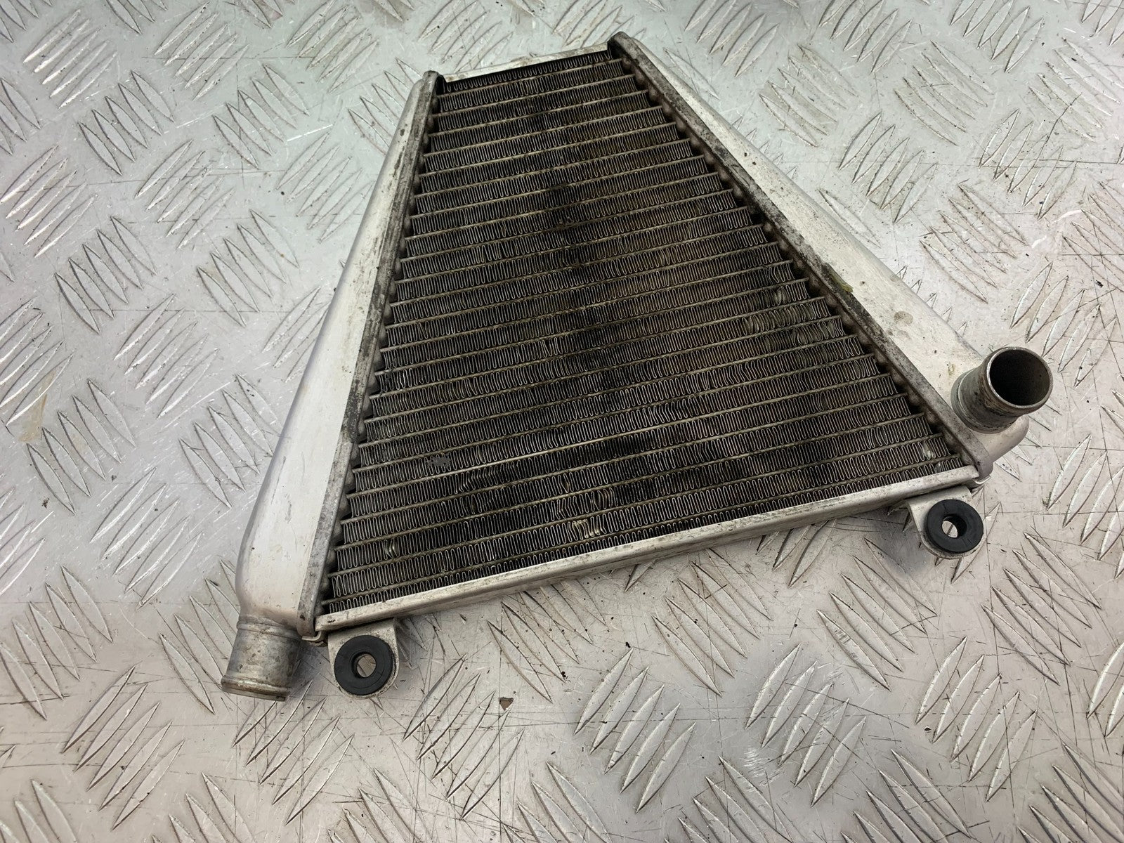 DUCATI 1299 PANIGALE LOWER RADIATOR YEAR 2016 (CMB 1187)