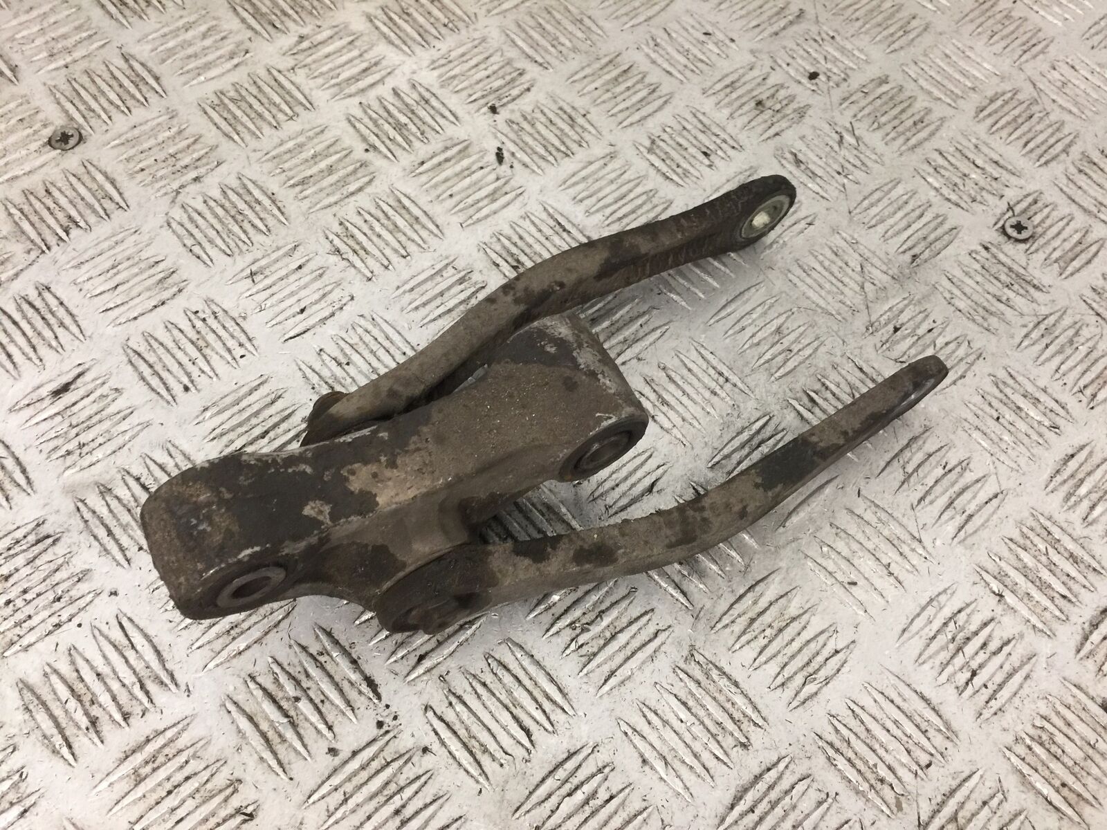 KAWASAKI ZZR1400 ZZR 1400 REAR SHOCK LINKAGE   YEAR 2007-11(STOCK 893)