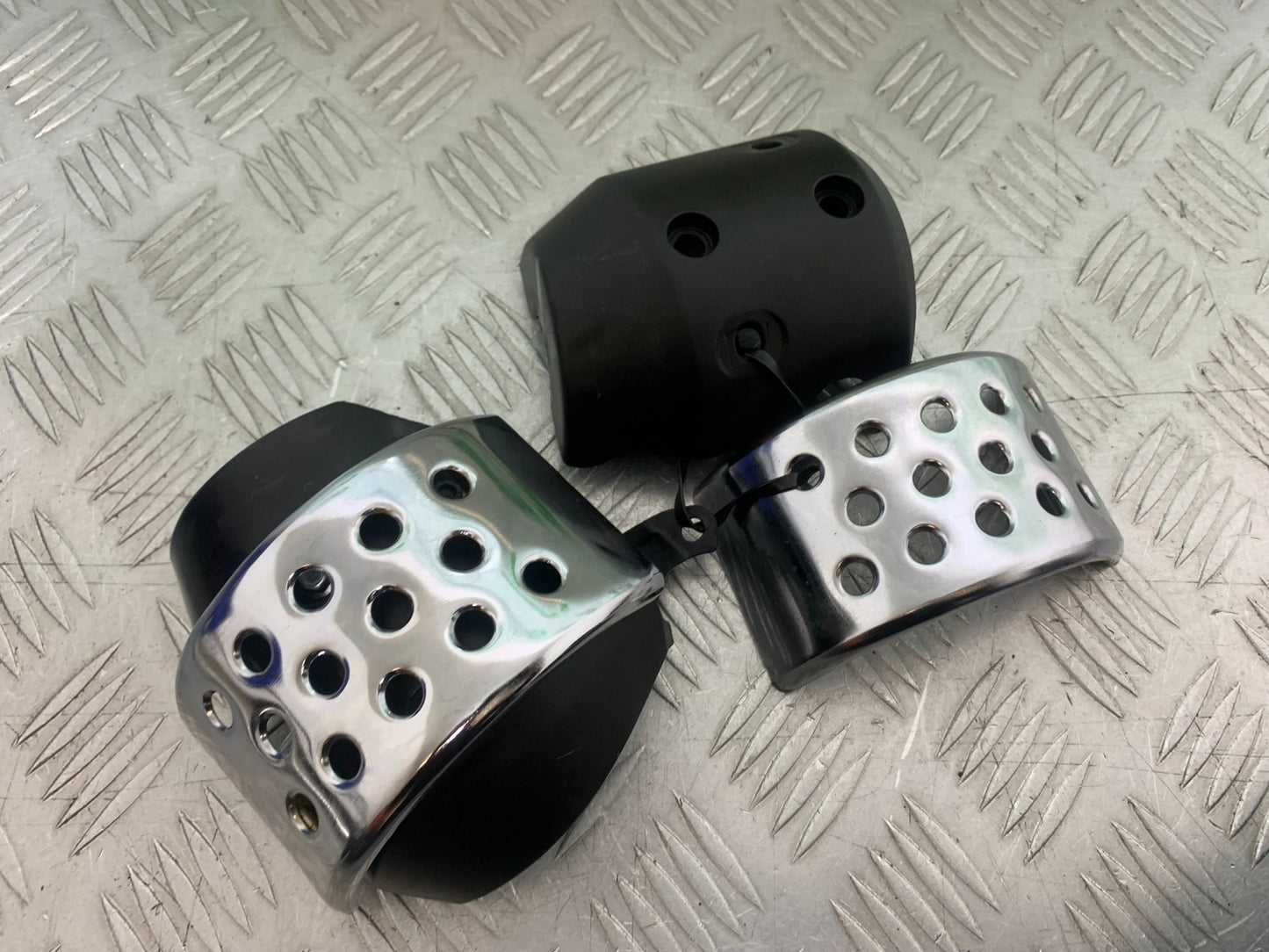 BSA 650 GOLD STAR INLET COVERS YEAR 2022-2025 (CMB1262)