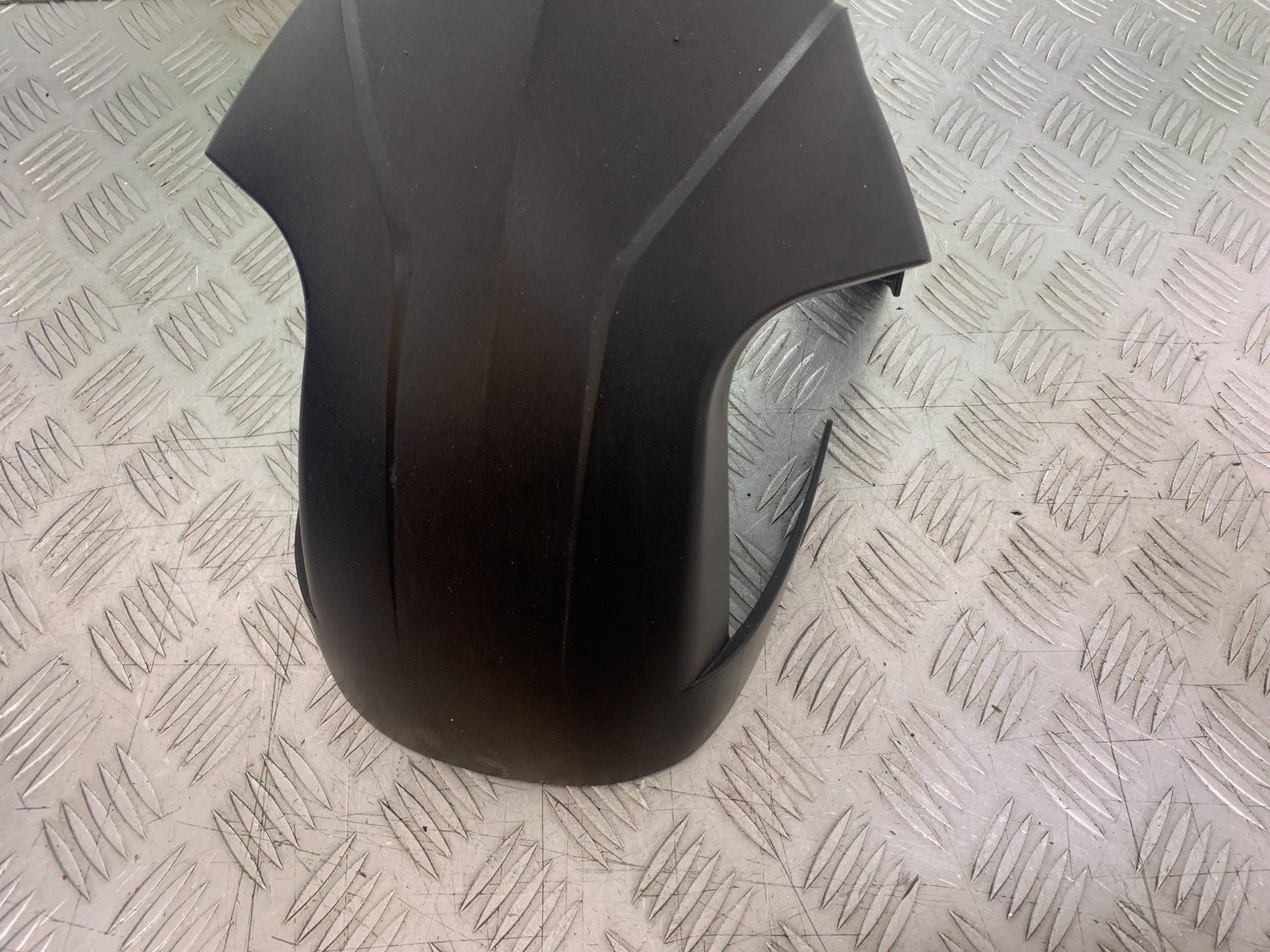 KTM 990 SUPER DUKE FRONT MUDGUARD YEAR 2007-2011  (CMB1207)