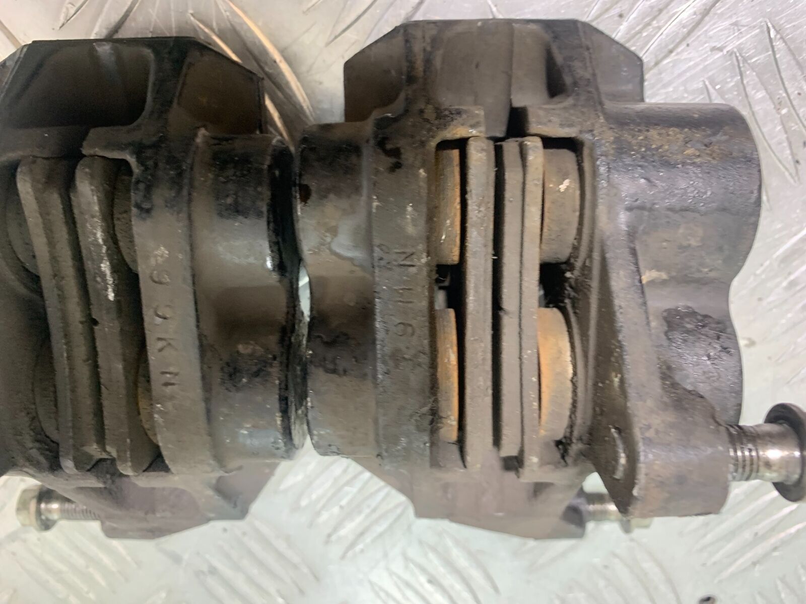 YAMAHA XJR1300 XJR 1300 FRONT BRAKE CALIPERS YEAR 1999-2003 (CMB1119)