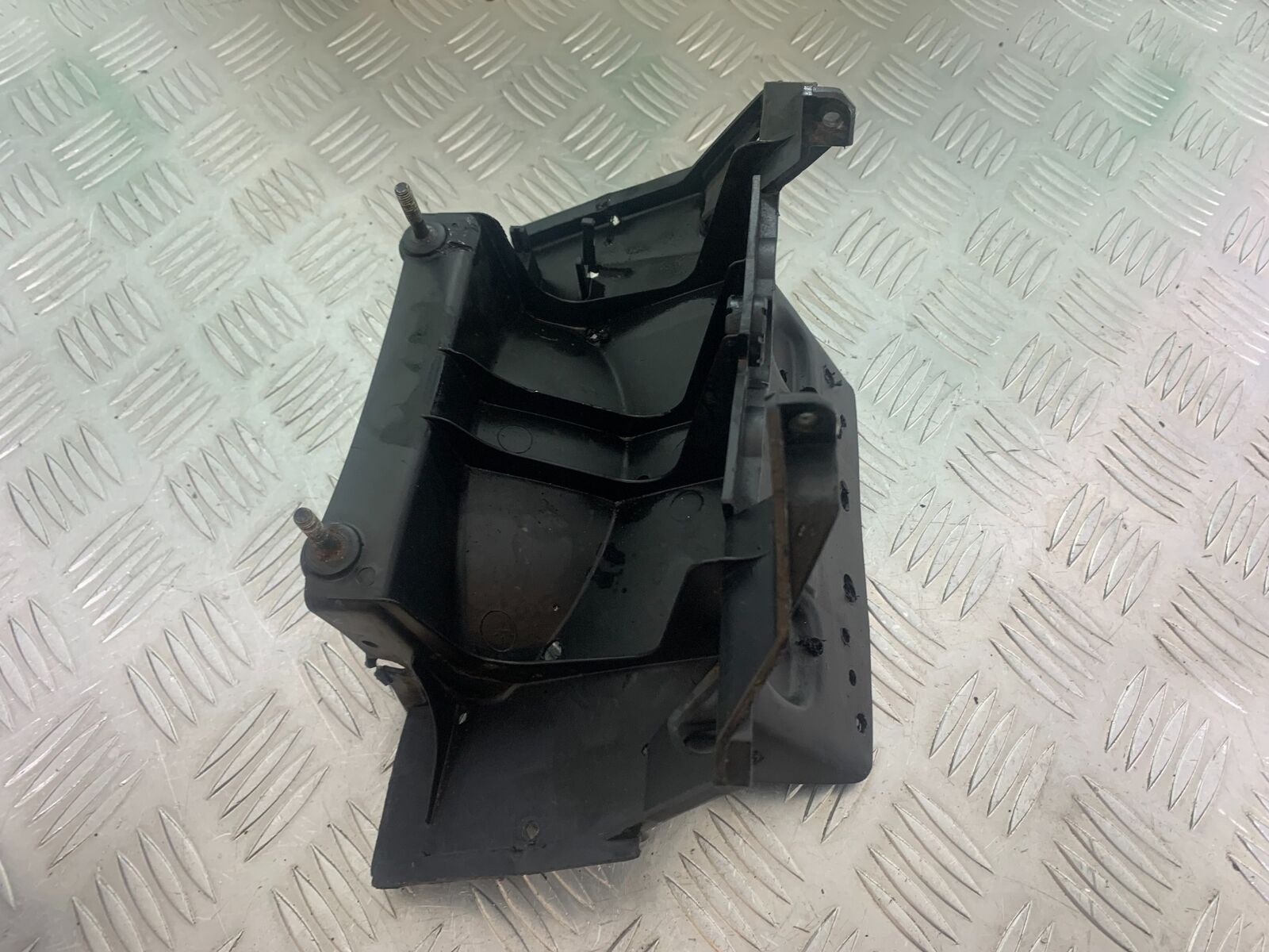 HONDA VFR400 VFR 400 NC21 REAR MUDGUARD  YEAR 1986-87 (CMB1043)