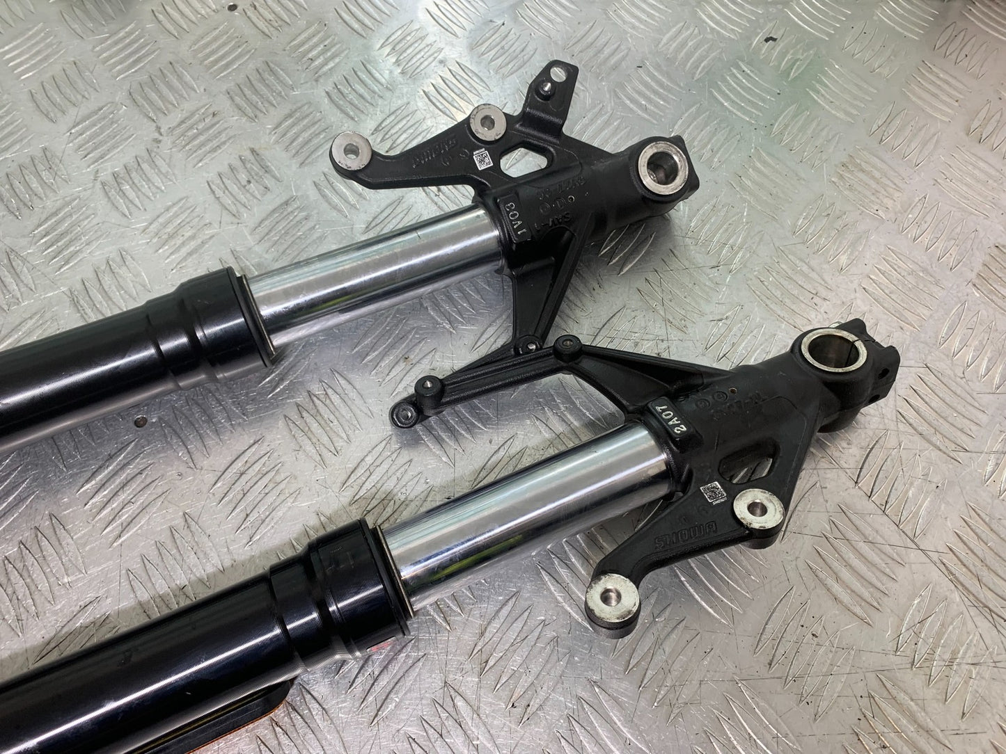 TRIUMPH TRIDENT 660 FORKS YEAR 2021-2024 (CMB1295)