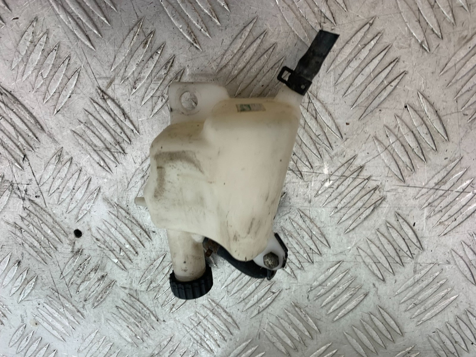KTM DUKE 125 COOLANT BOTTLE   YEAR 2012-2016 (CMB1317)
