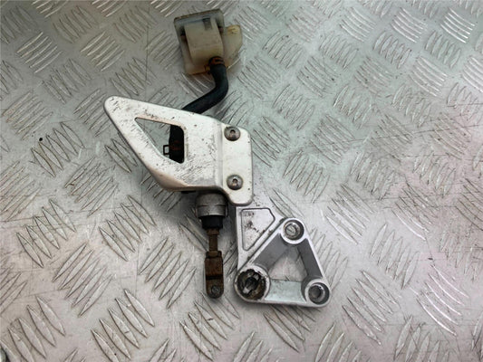 SUZUKI GSXR600 GSXR 600 SRAD FRONT RIGHT HANGER   YEAR 1997-2000 (CMB1276)