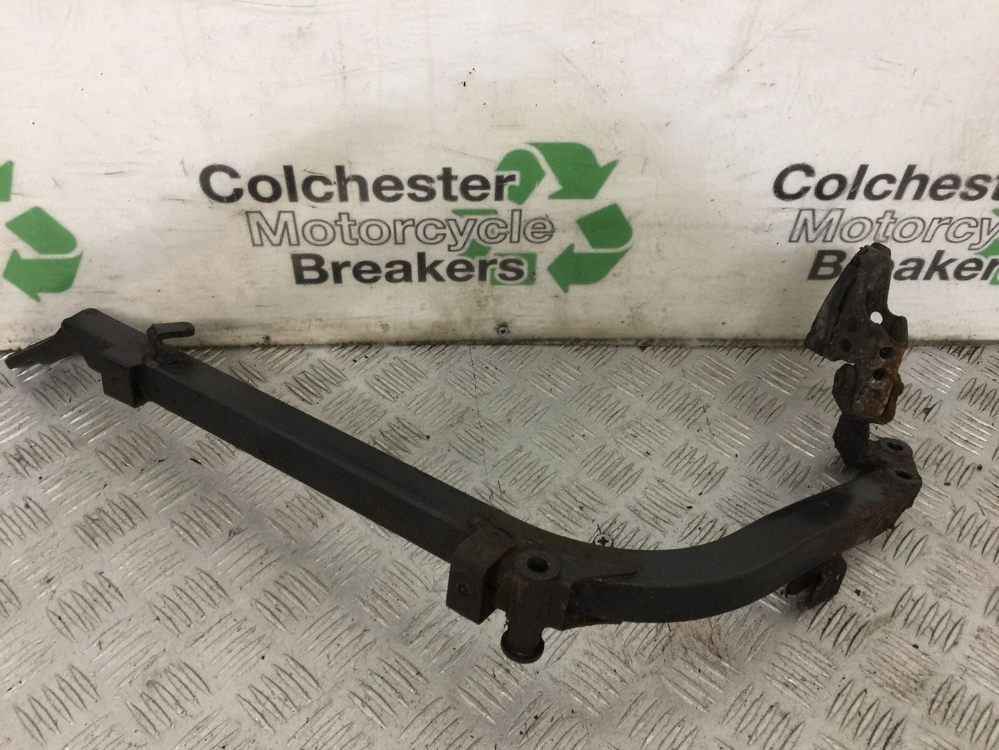 YAMAHA XTZ 750 SUPER TENERE LEFT FRAME RAIL  YEAR 1990-1995 (STOCK 889)