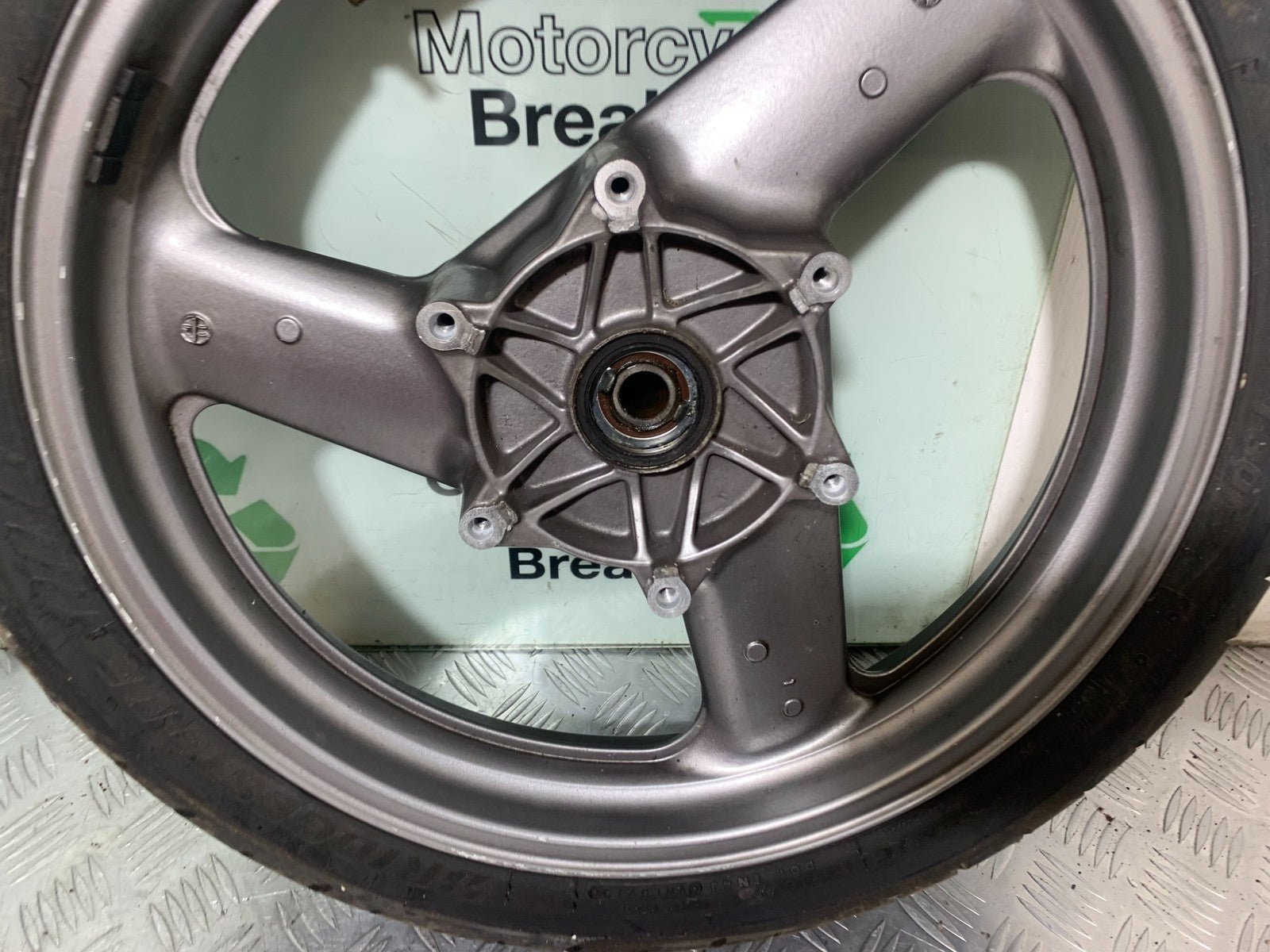 HONDA ST1100 PAN EUROPEAN FRONT WHEEL (TYRE WILL PAS MOT) 1993-2001 (CMB1195)