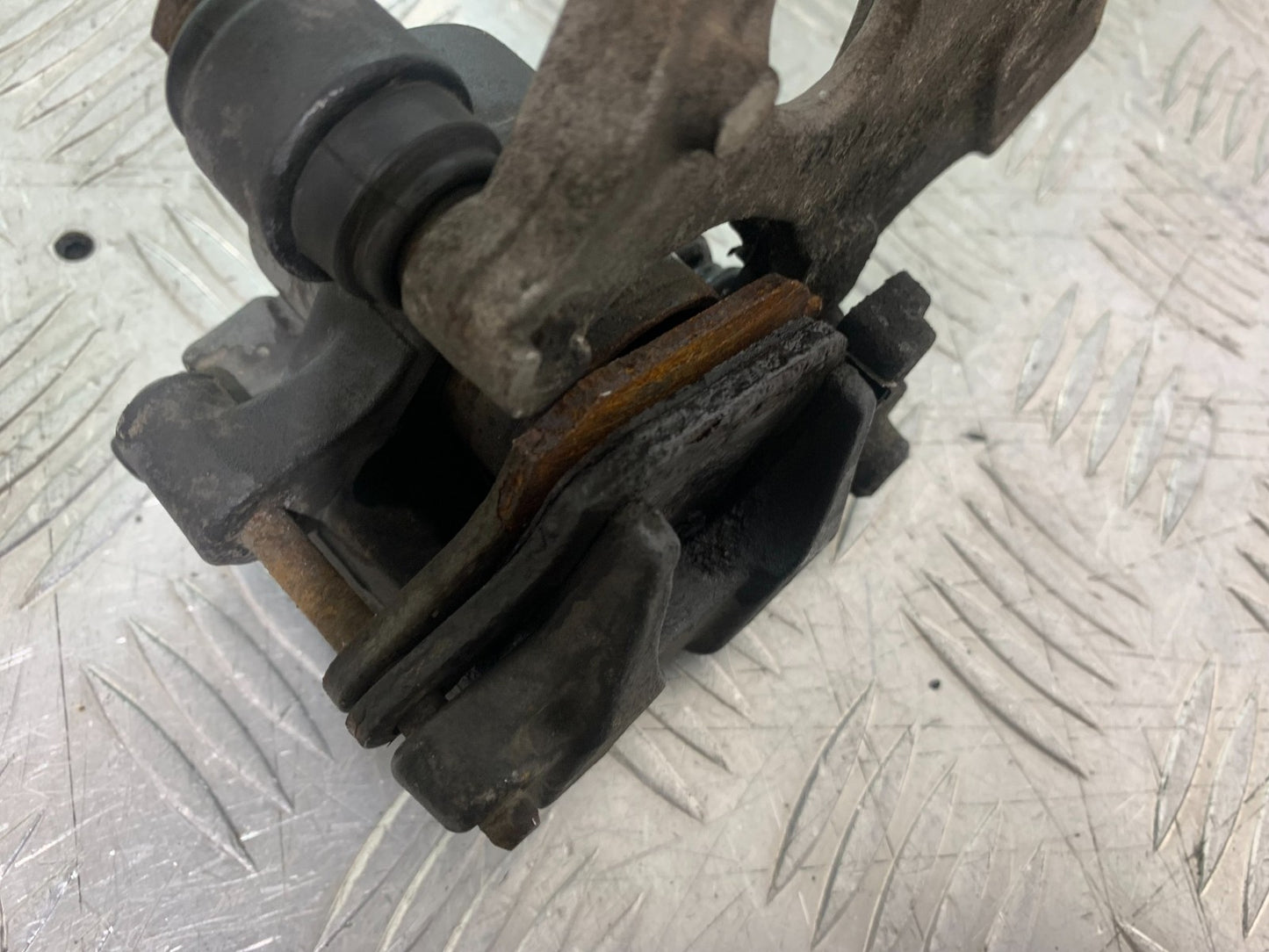HONDA CBR600 CBR 600 FX FY REAR BRAKE CALIPER  YEAR 1999-2000 (CMB1287)